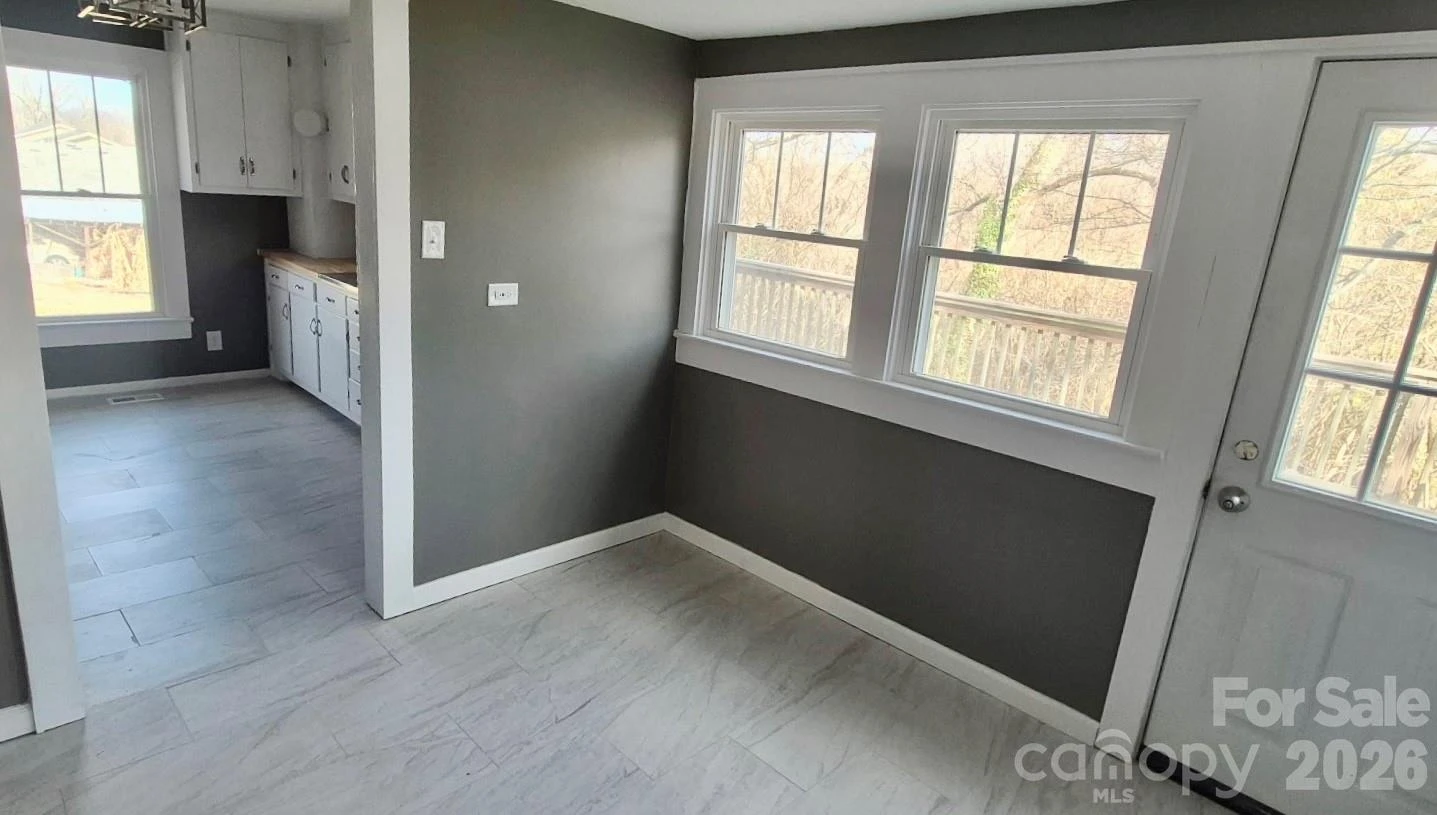 2733 Coldwater Street - Photo 11