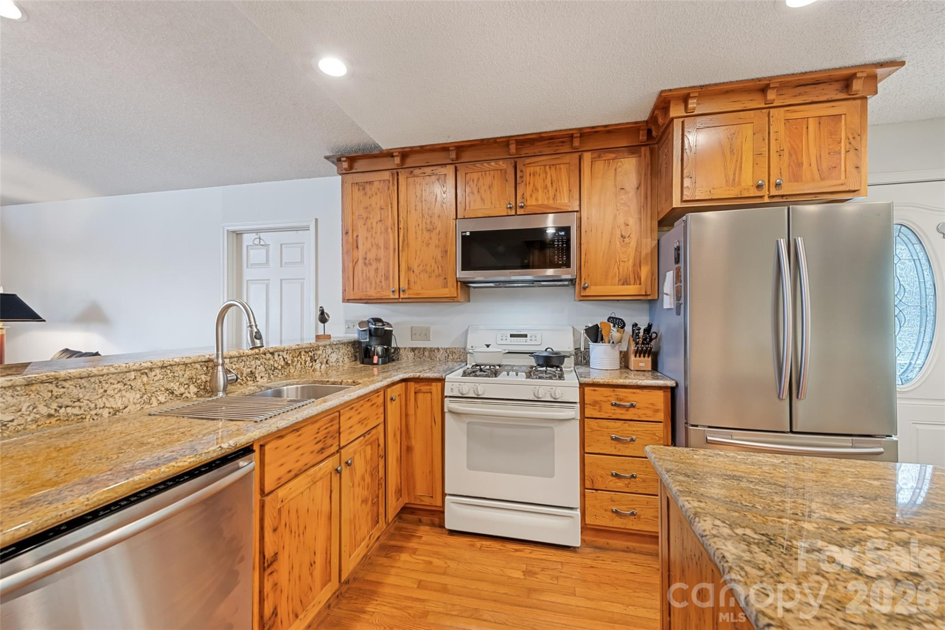 831 Forest Run Road - Photo 11