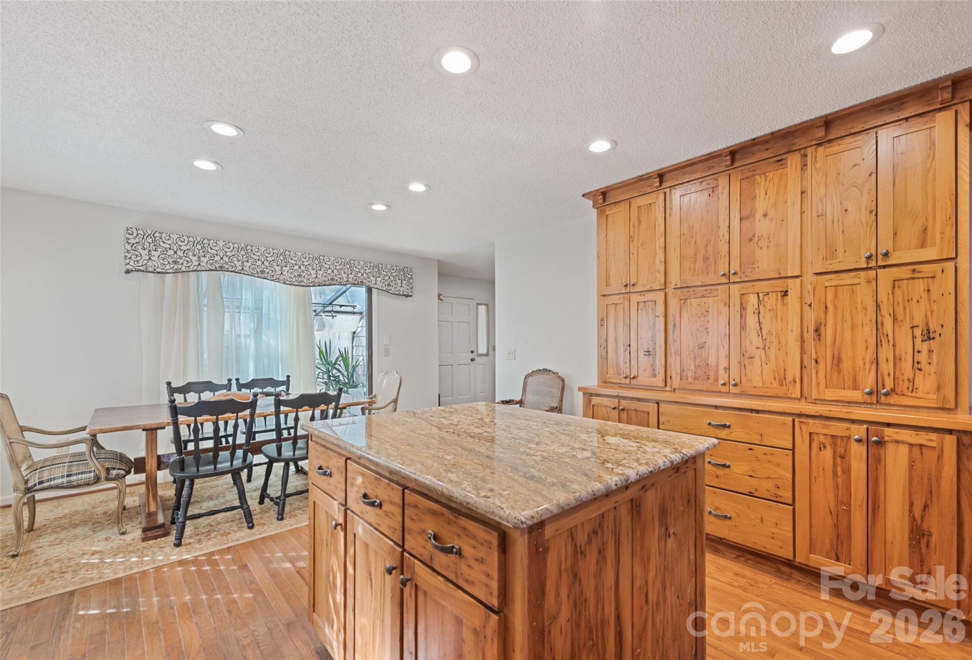 831 Forest Run Road - Photo 14