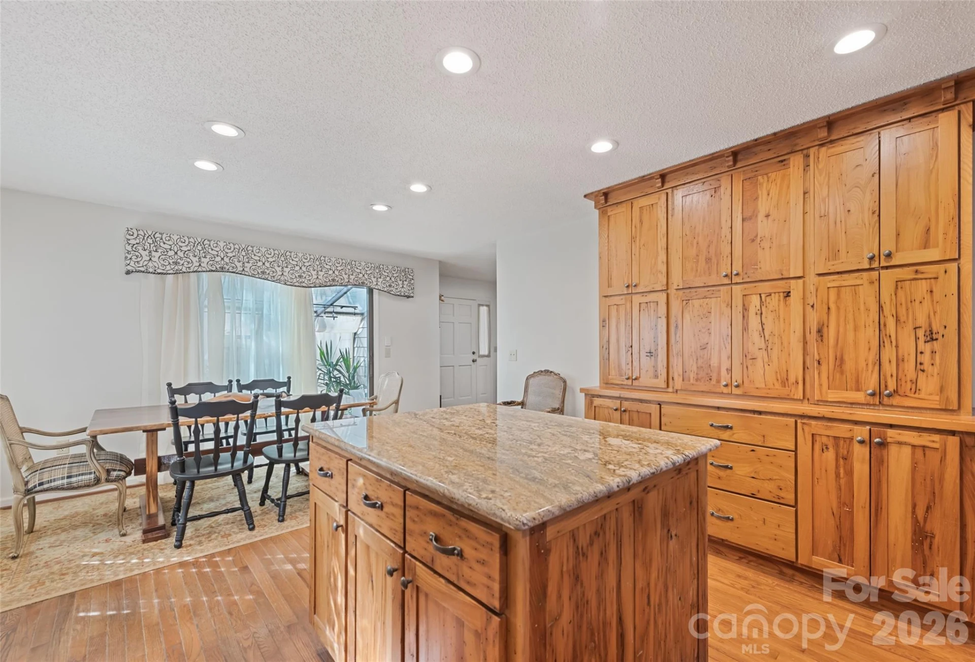 831 Forest Run Road - Photo 14