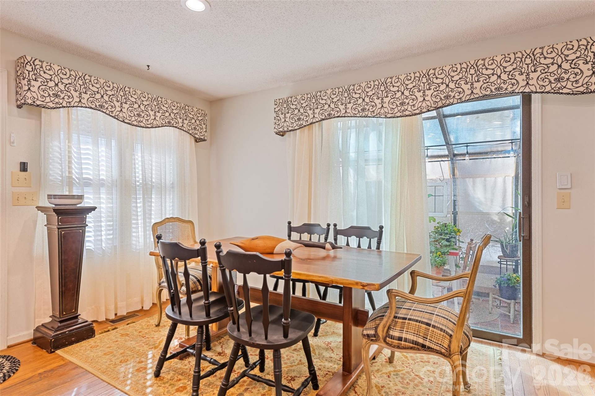 831 Forest Run Road - Photo 15