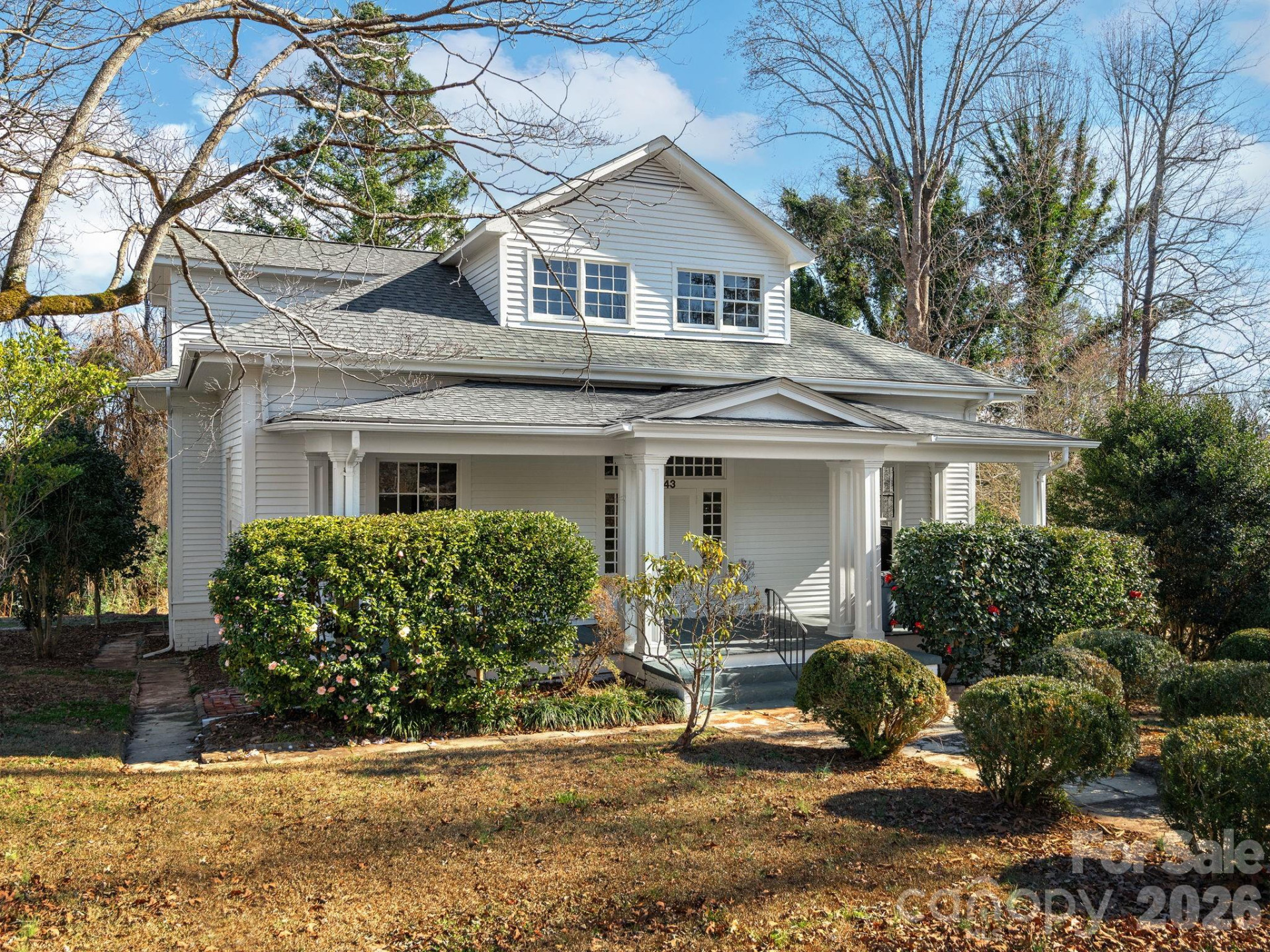 143 Ridgecrest Avenue - Photo 2