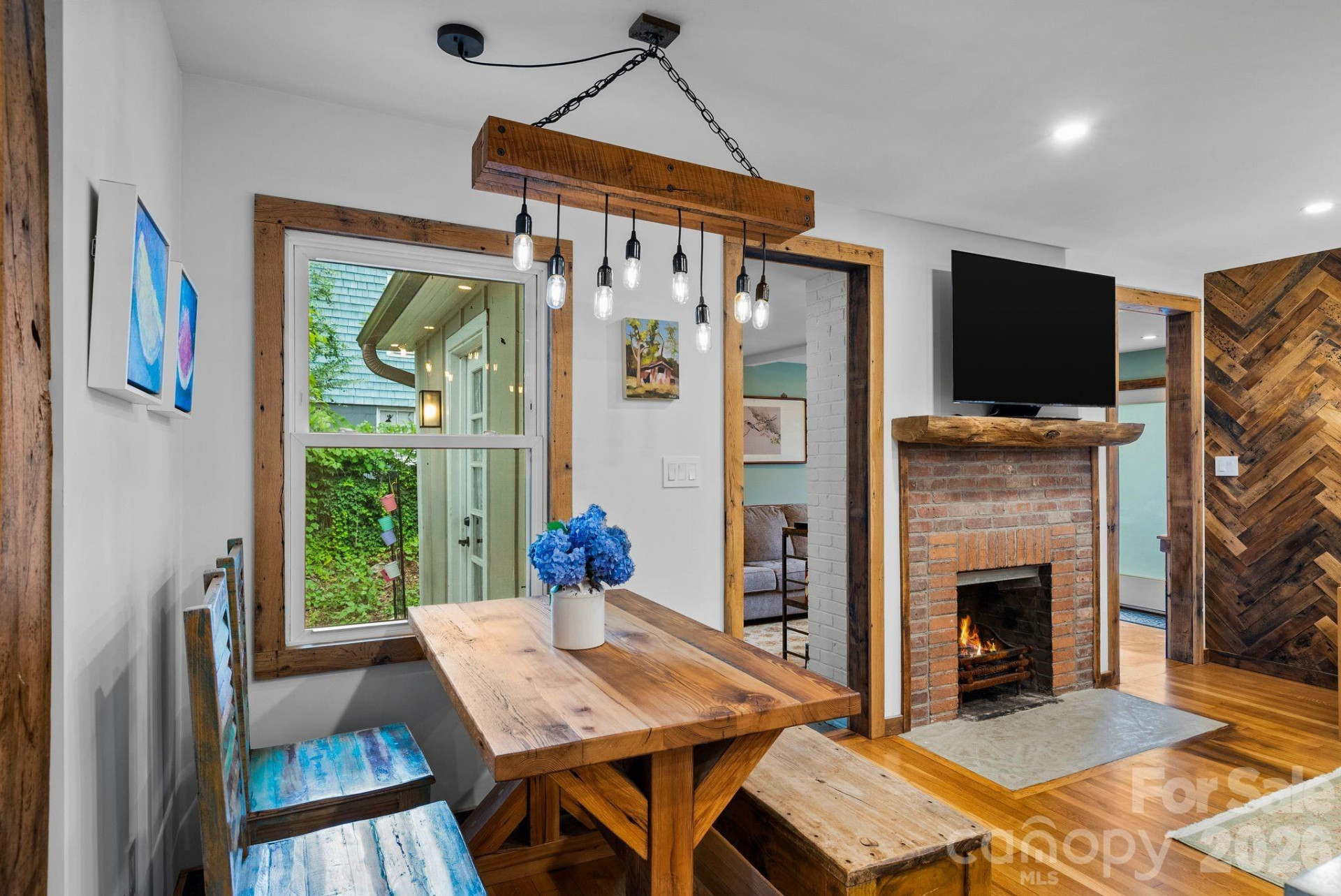 200 Aurora Drive - Photo 9