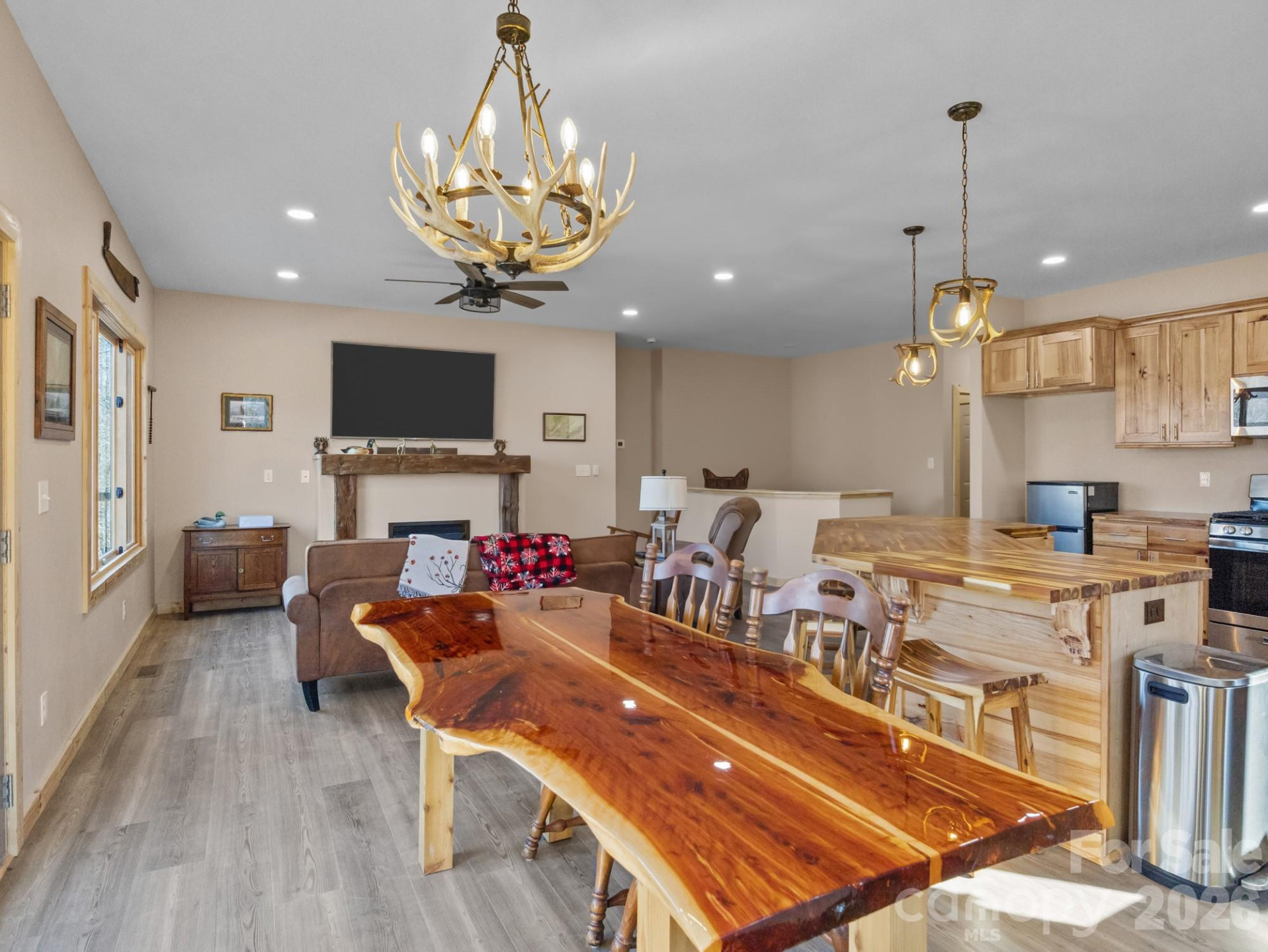 225 Aurora Lane - Photo 14