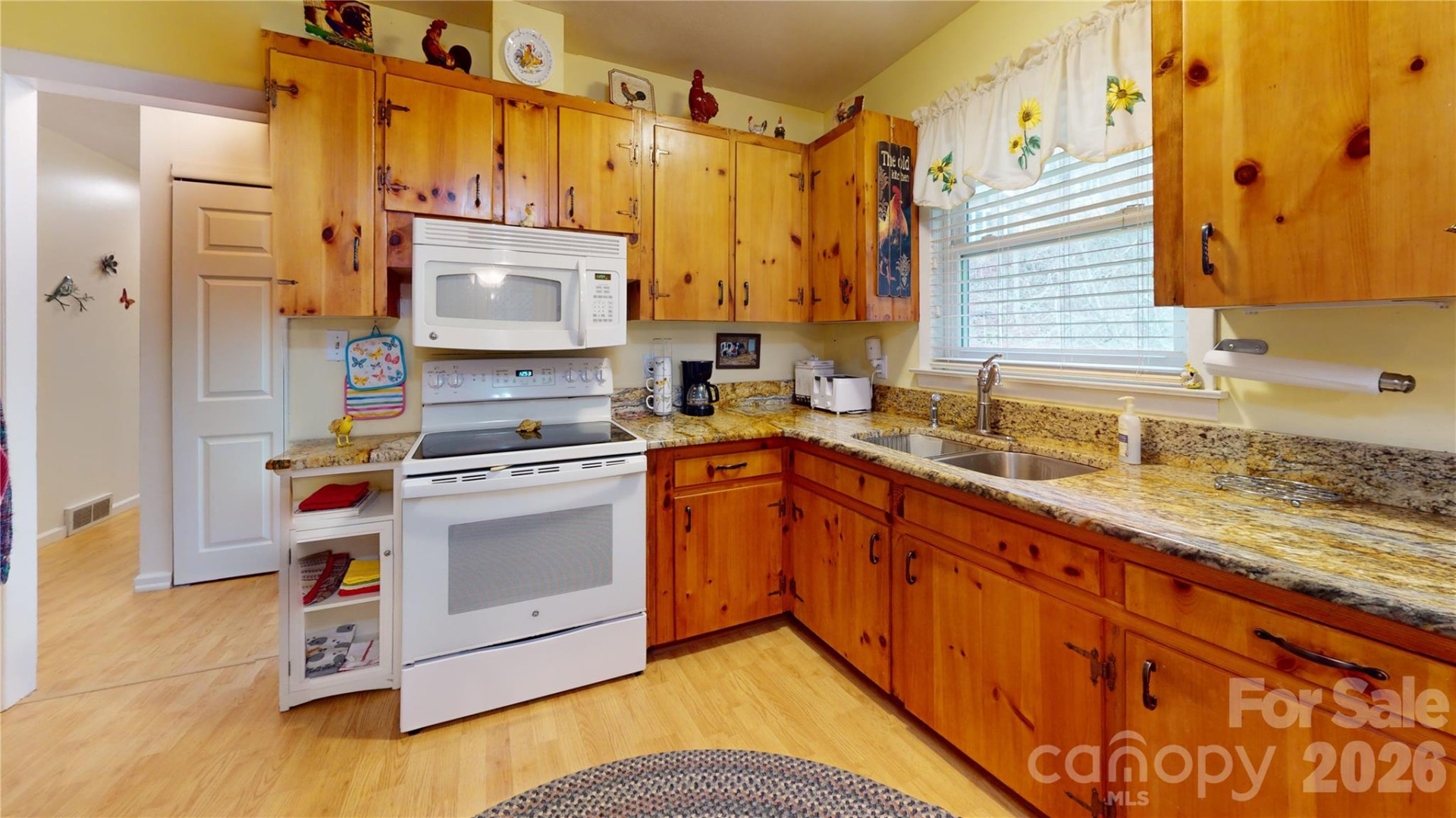 979 Greenville Highway - Photo 16