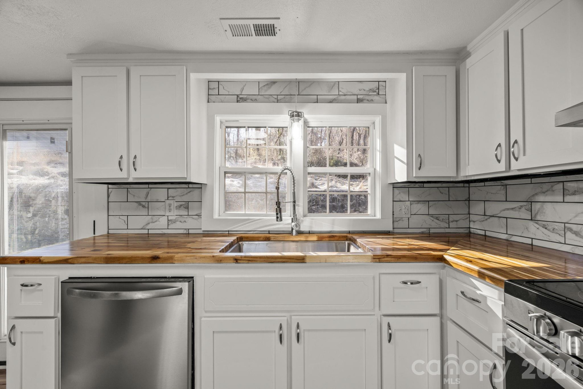 62 Mitchell Street - Photo 12