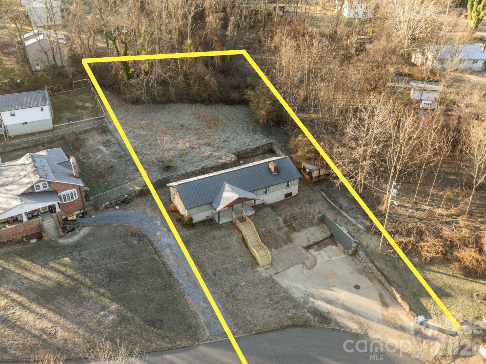 62 Mitchell Street - Photo 3