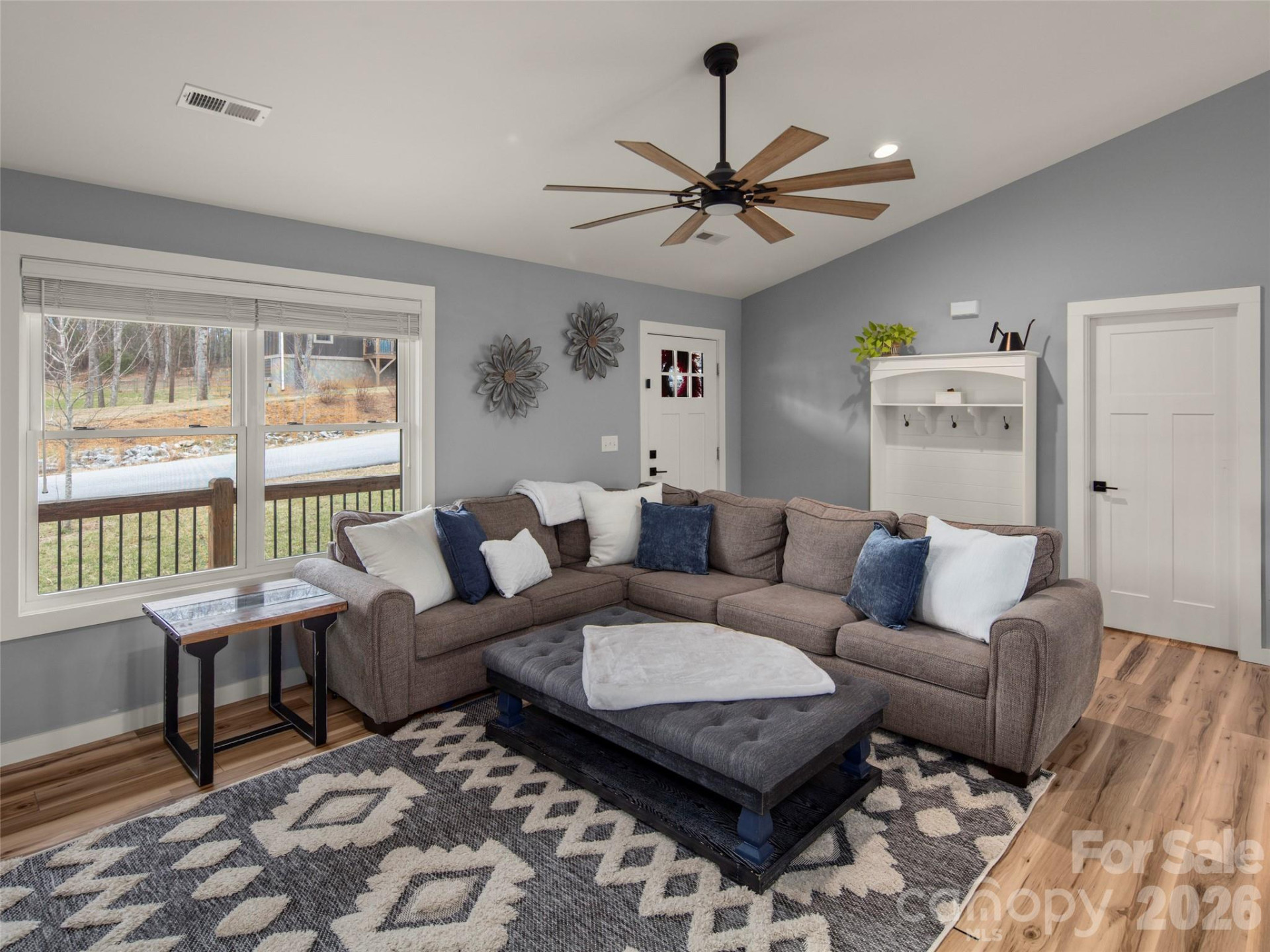 127 Walt Drive - Photo 7