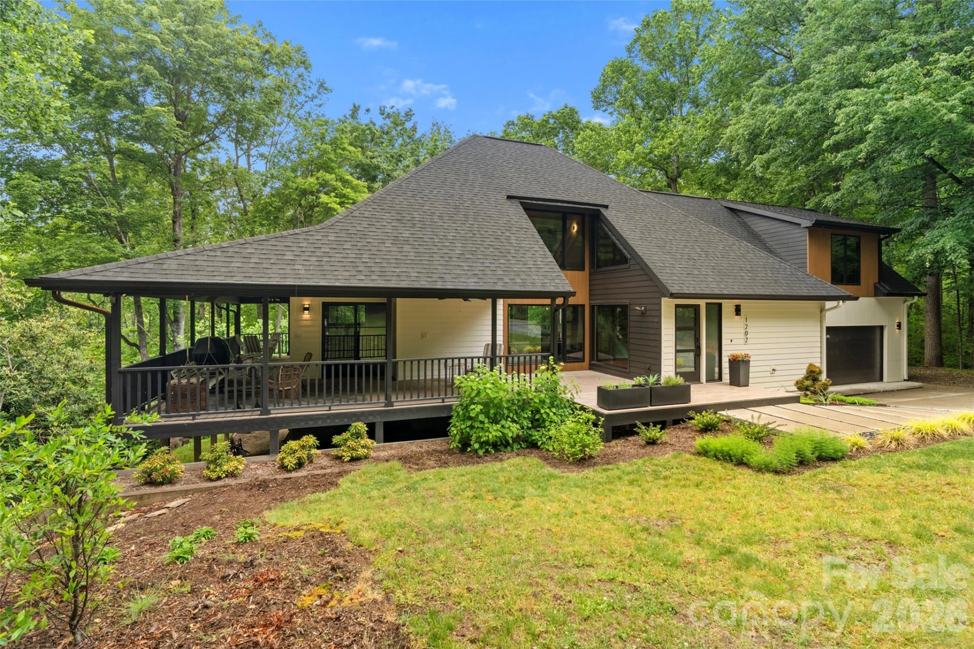 1202 Davis Mountain Road