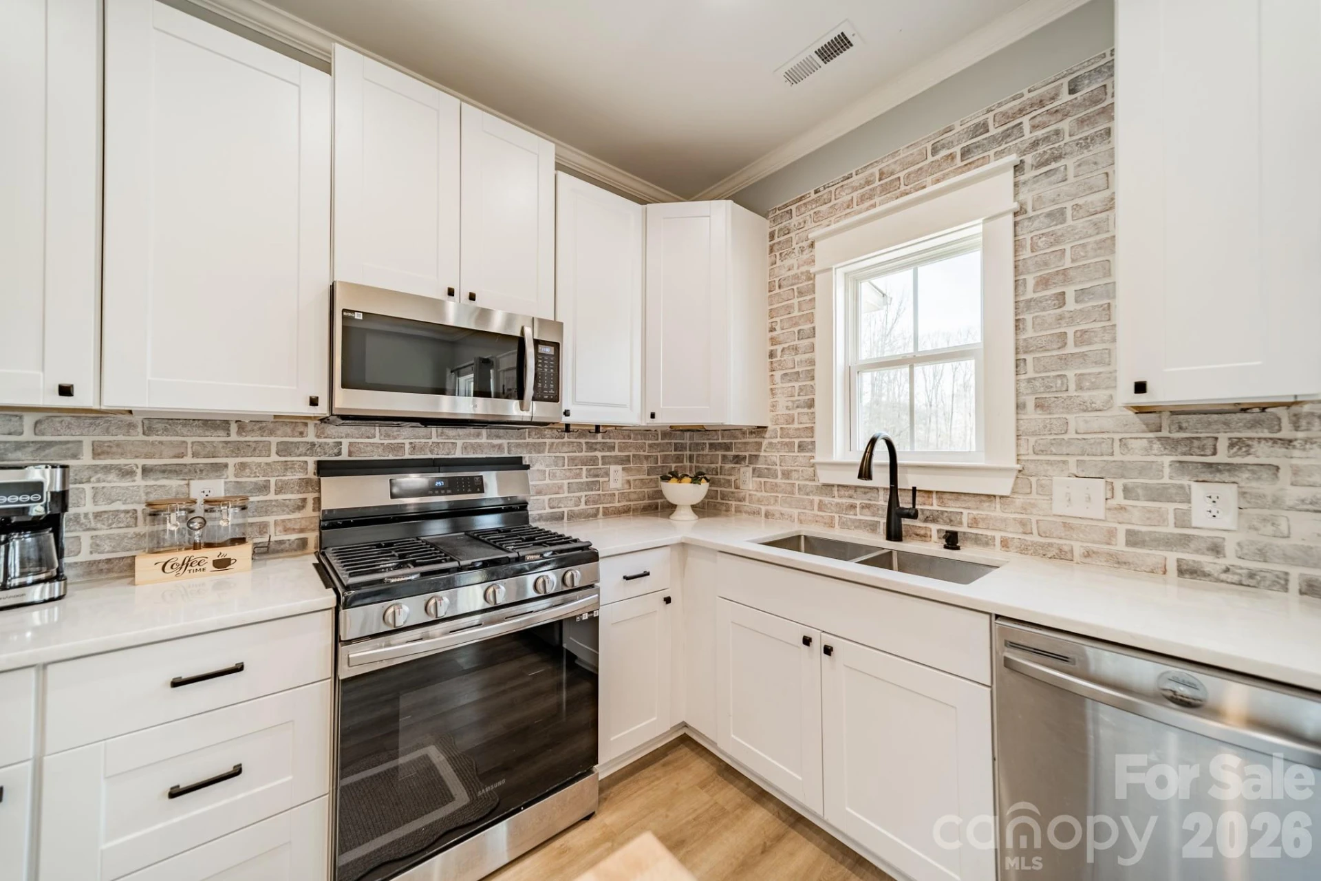 2005 Briarwood Circle - Photo 10