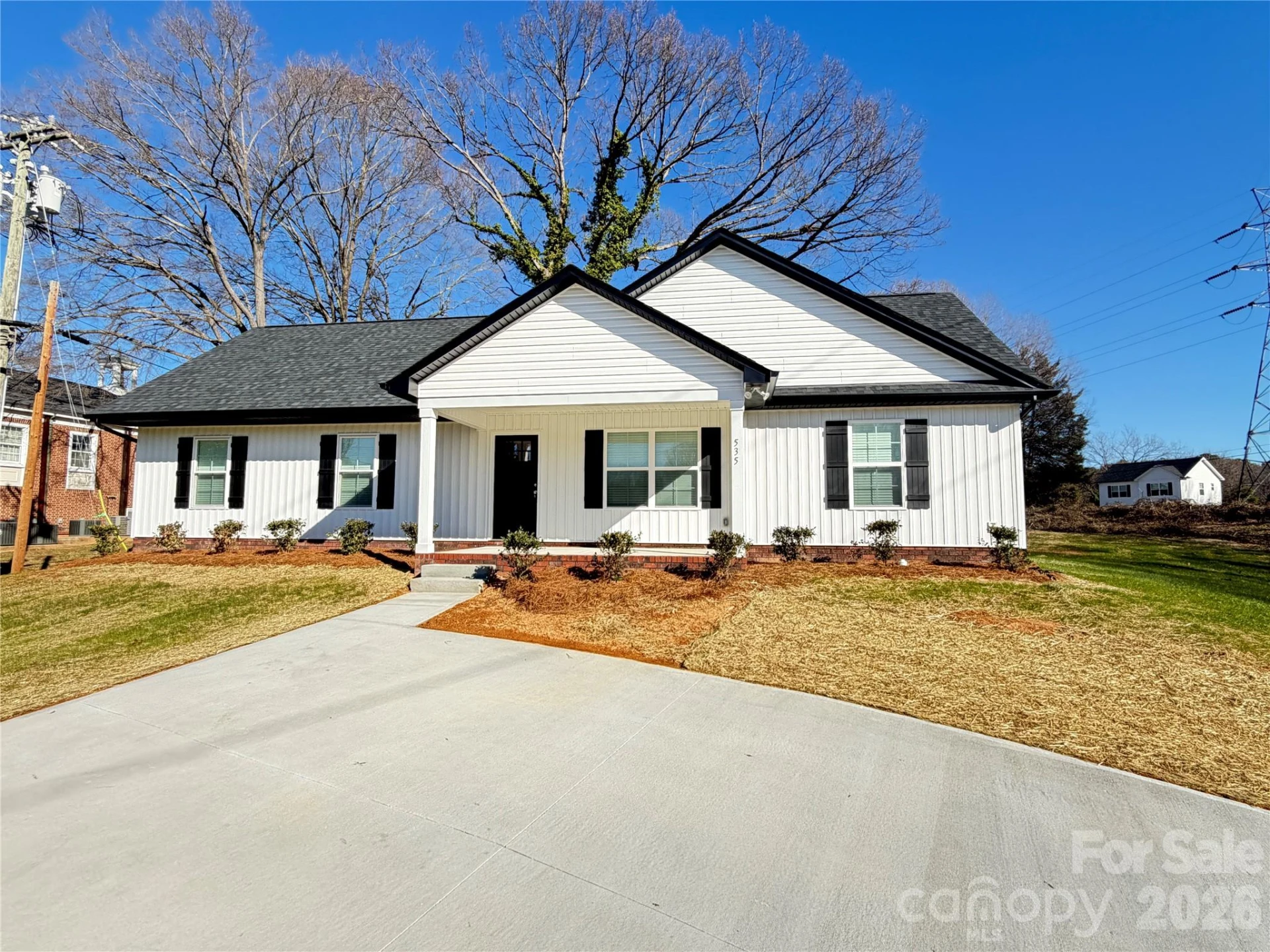 535 Martin Luther King Jr Avenue - Photo 2
