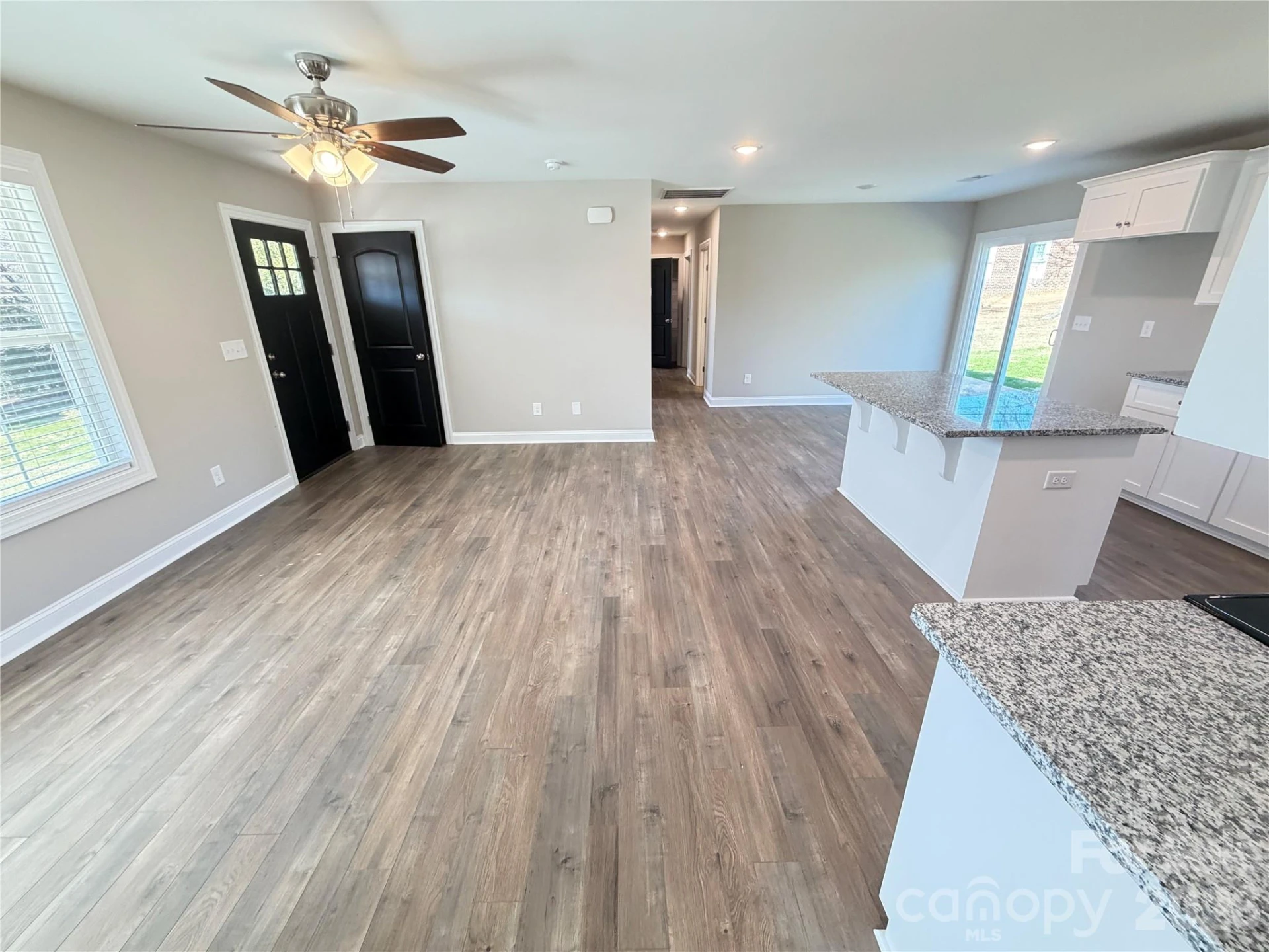 535 Martin Luther King Jr Avenue - Photo 14