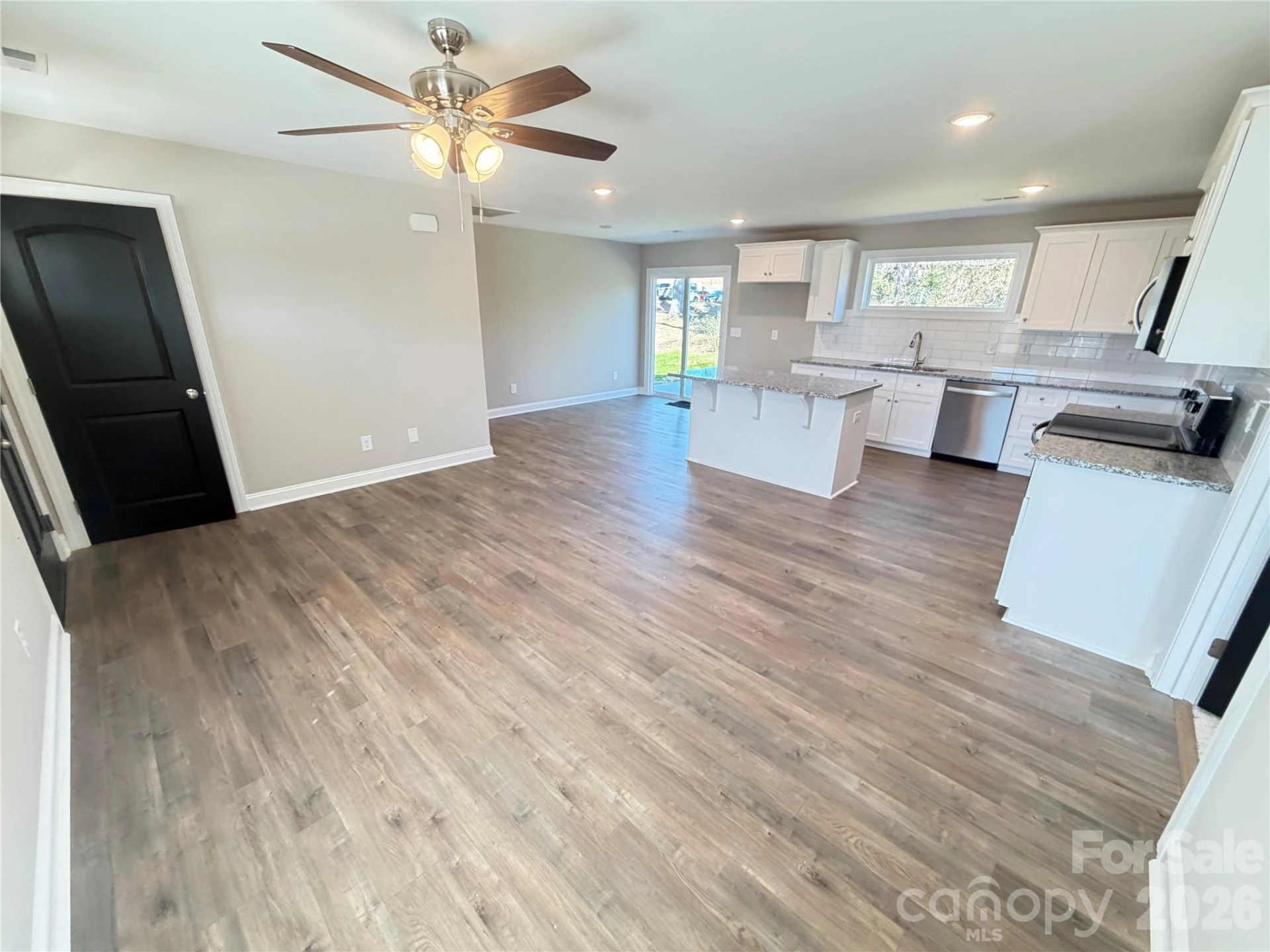 535 Martin Luther King Jr Avenue - Photo 7