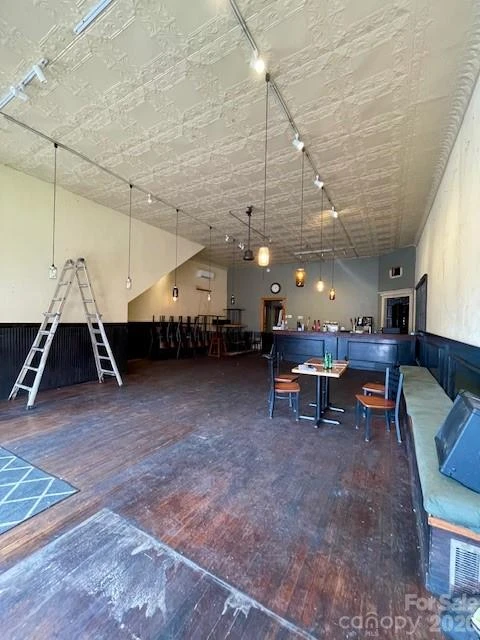 37 Main Street - Photo 8
