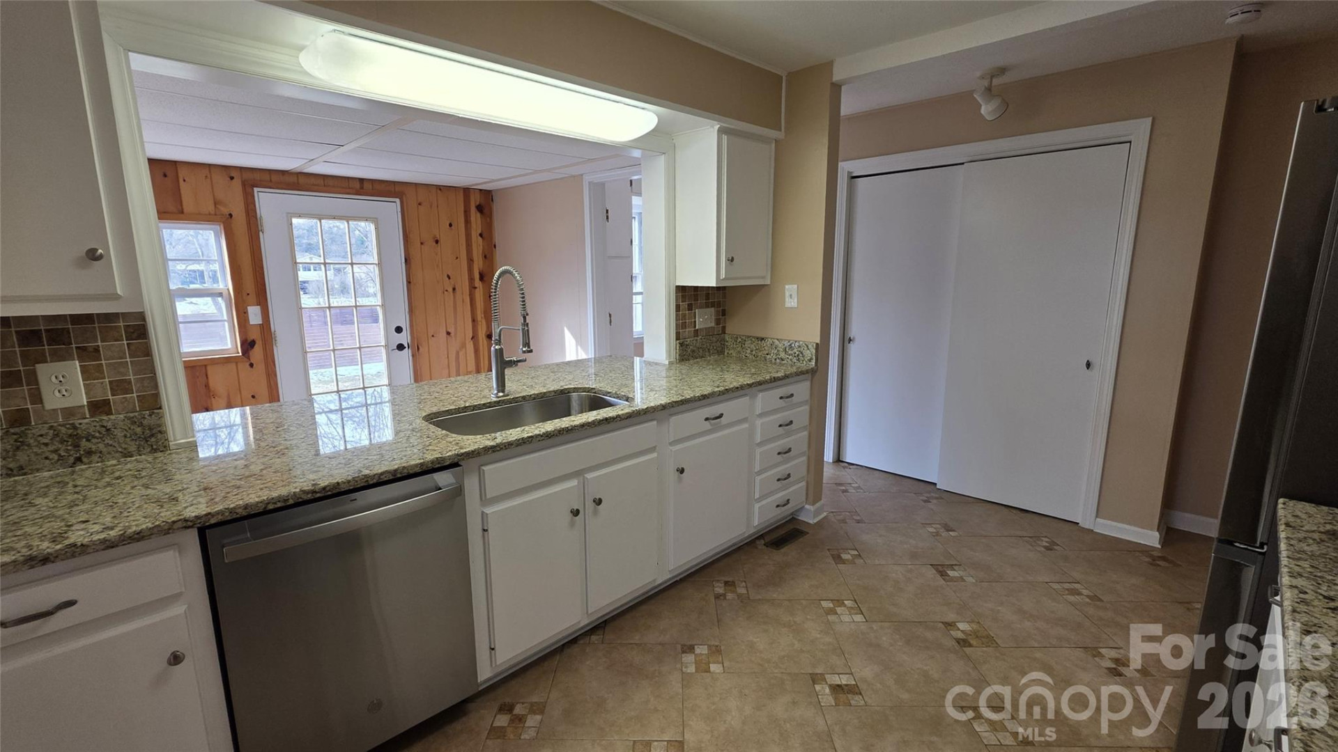 1627 Greenville Highway - Photo 22