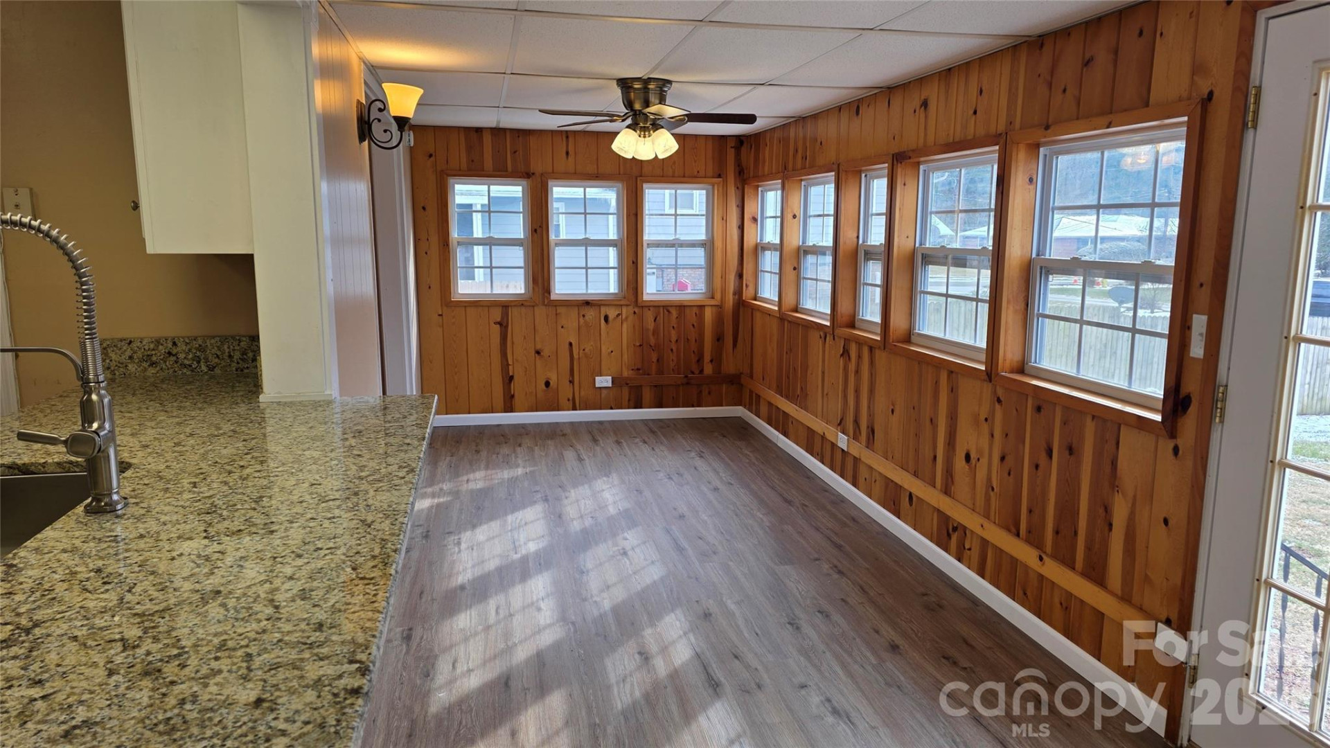 1627 Greenville Highway - Photo 24