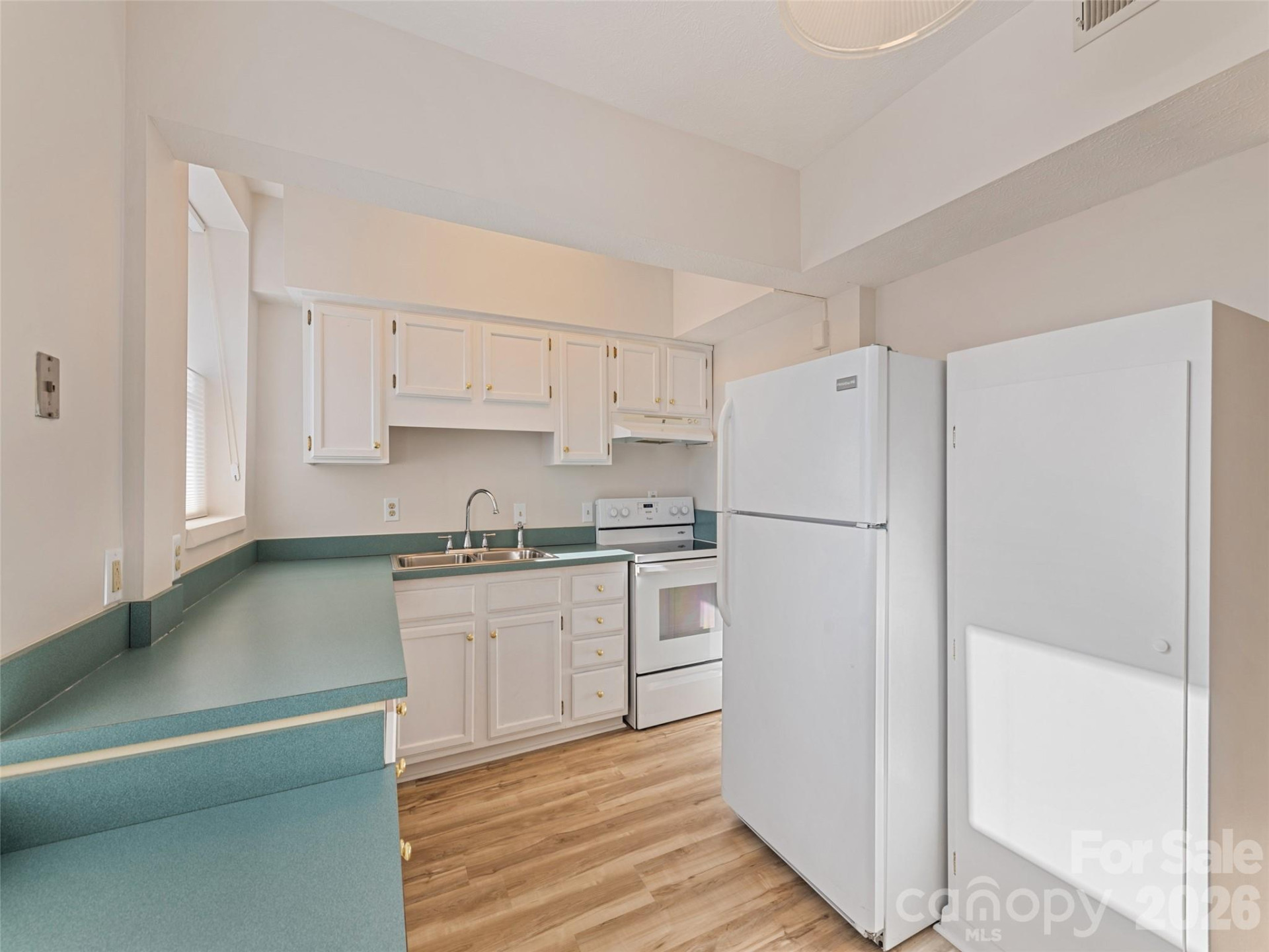 622 Haywood Street #107 - Photo 13