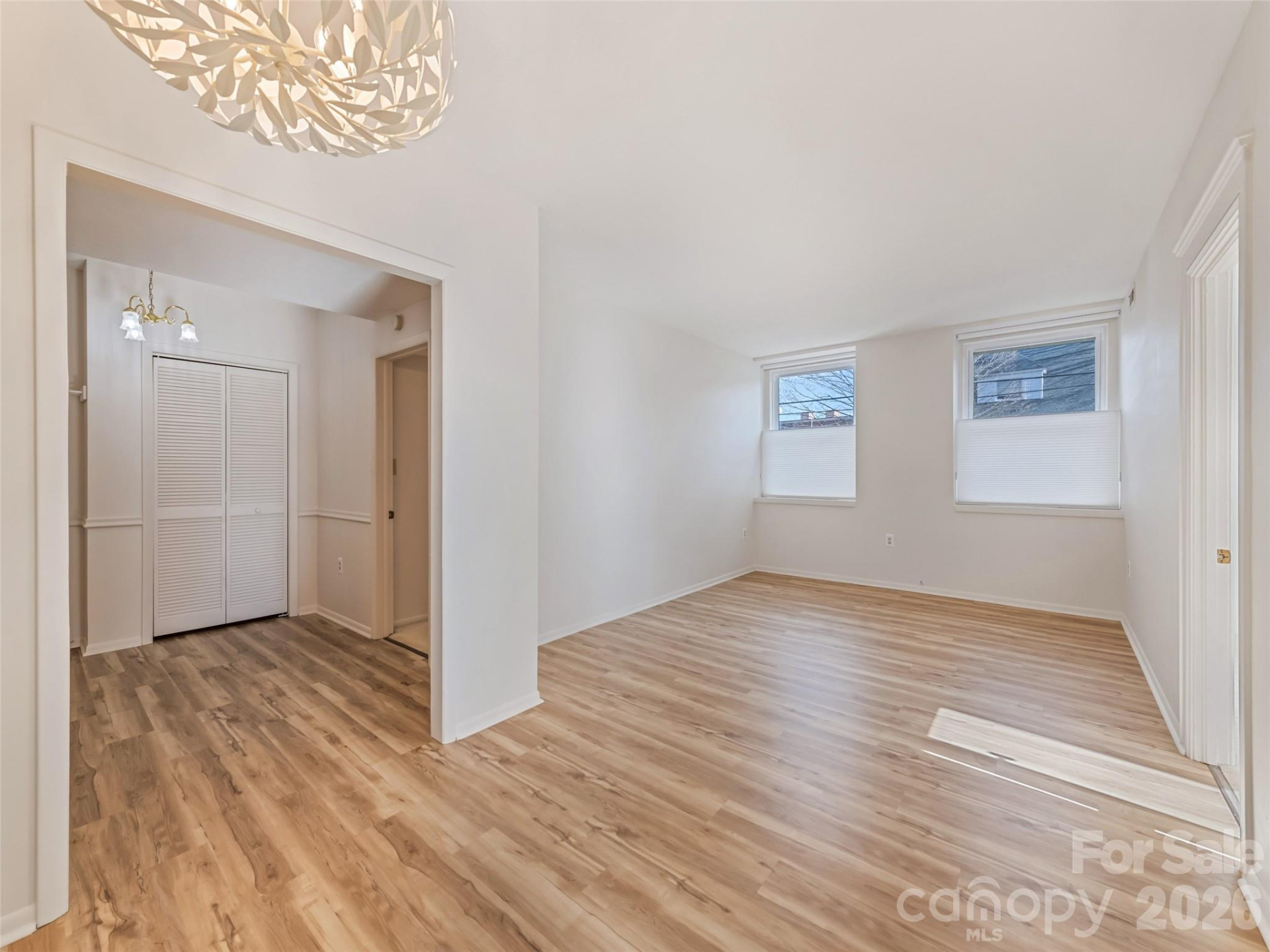 622 Haywood Street #107 - Photo 8