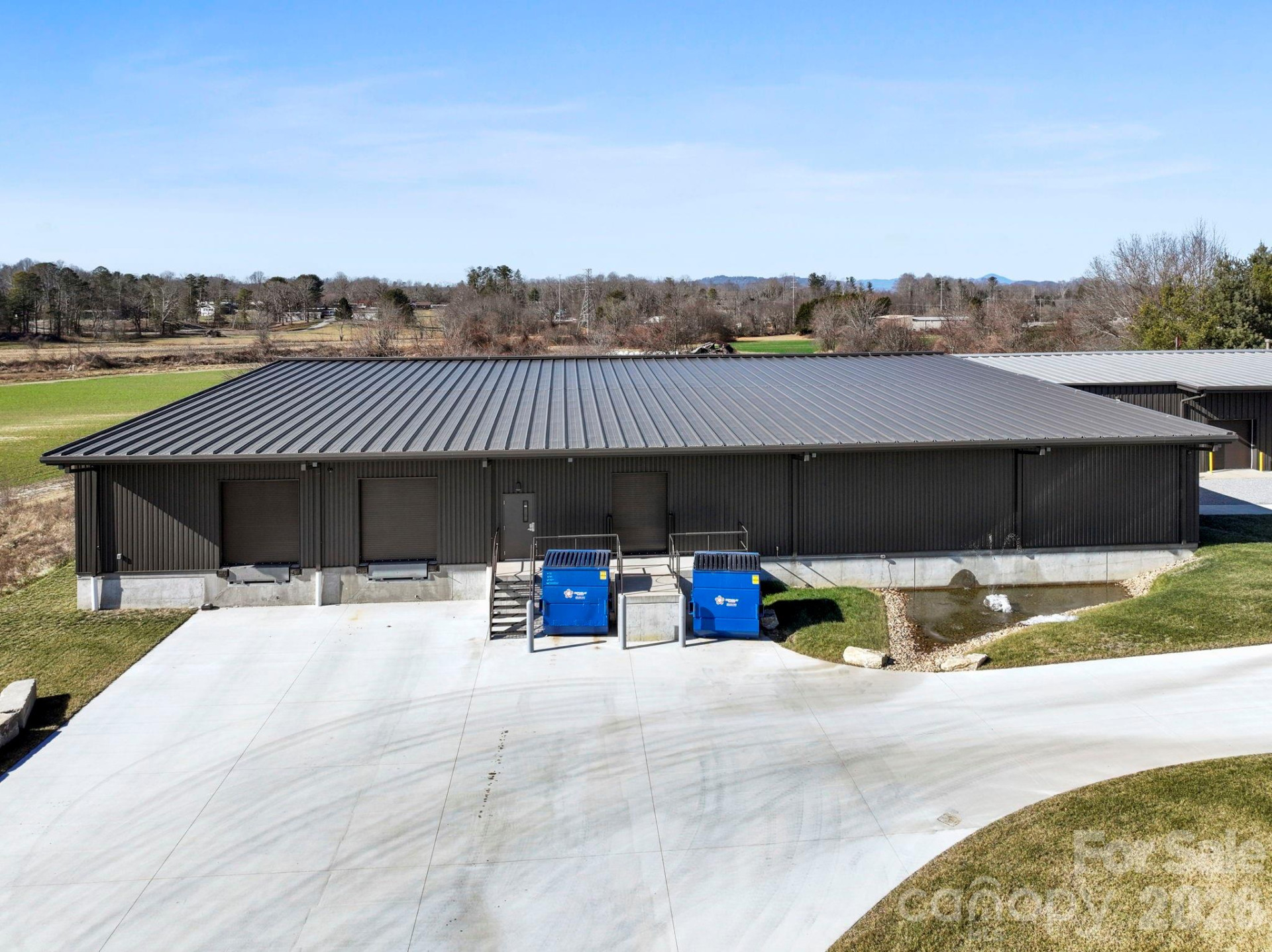 110 Commercial Boulevard - Photo 2