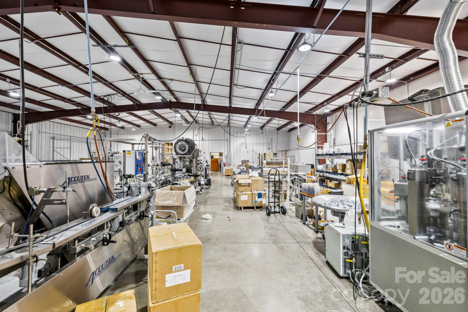 110 Commercial Boulevard - Photo 14