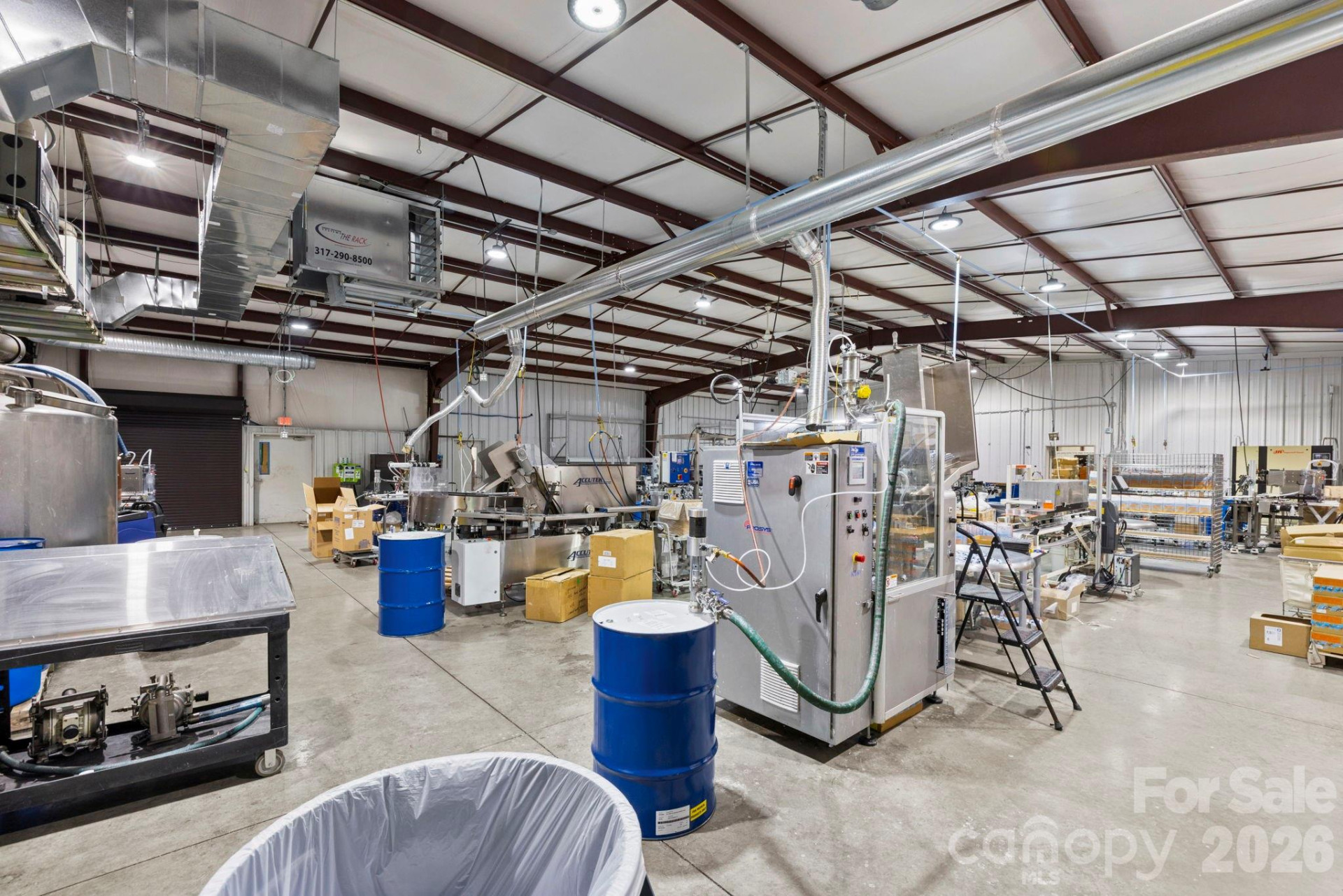 110 Commercial Boulevard - Photo 15