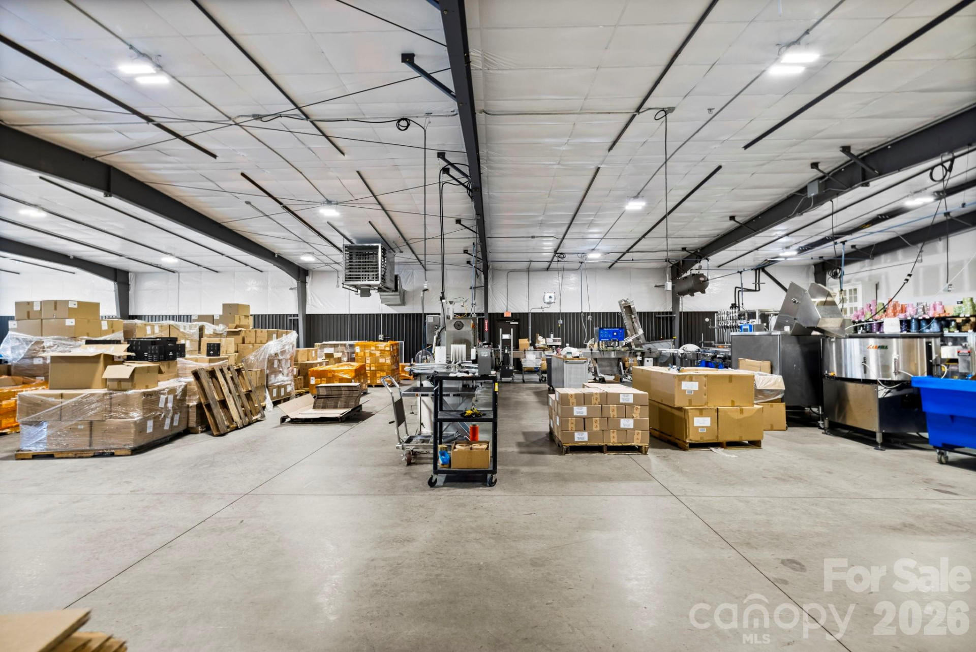 110 Commercial Boulevard - Photo 24