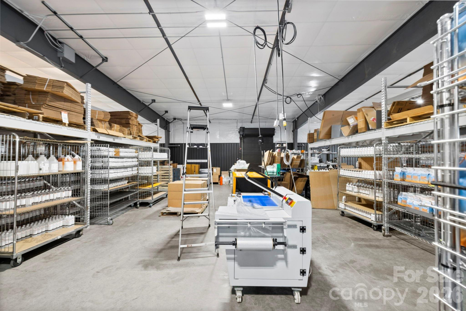 110 Commercial Boulevard - Photo 27