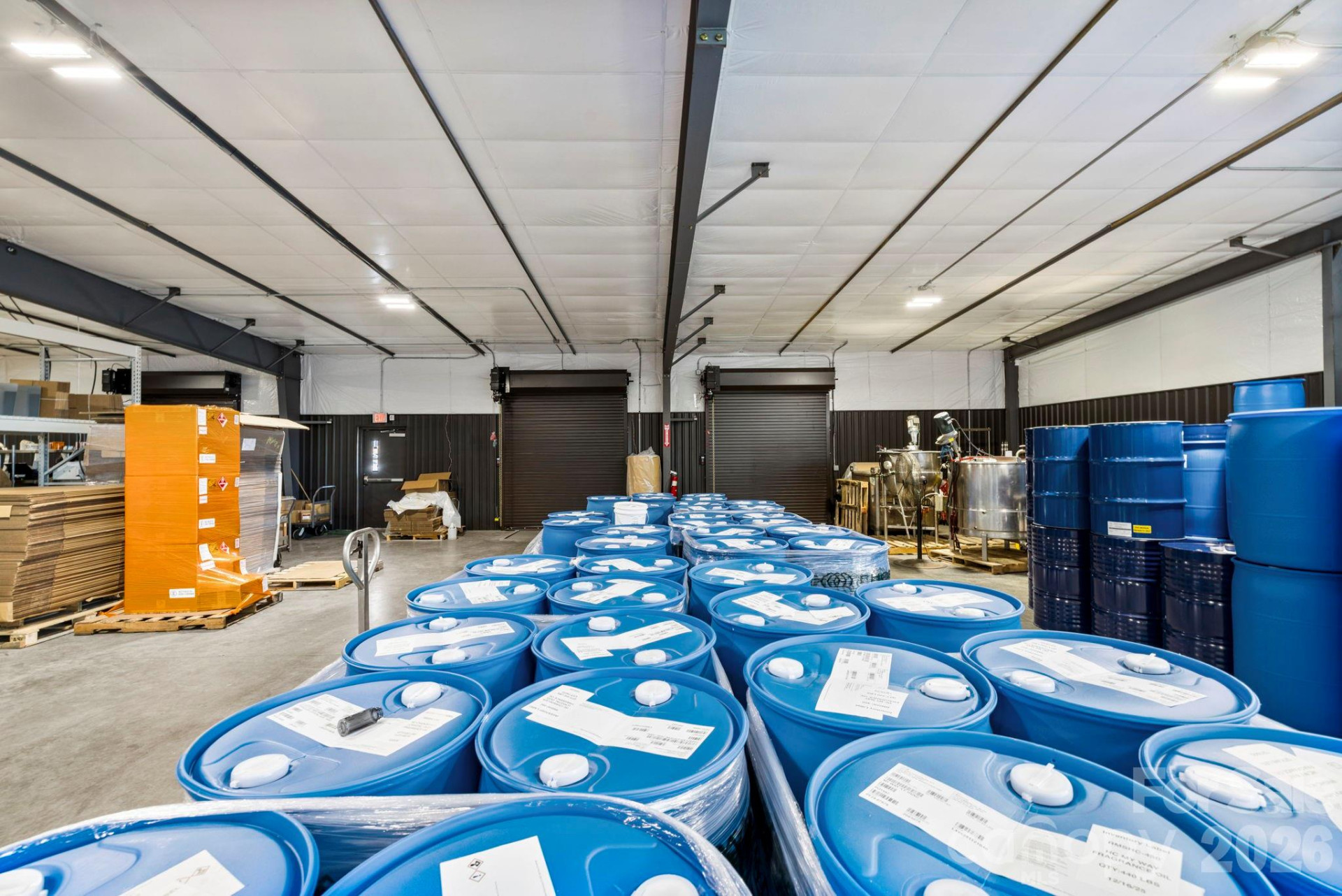 110 Commercial Boulevard - Photo 29