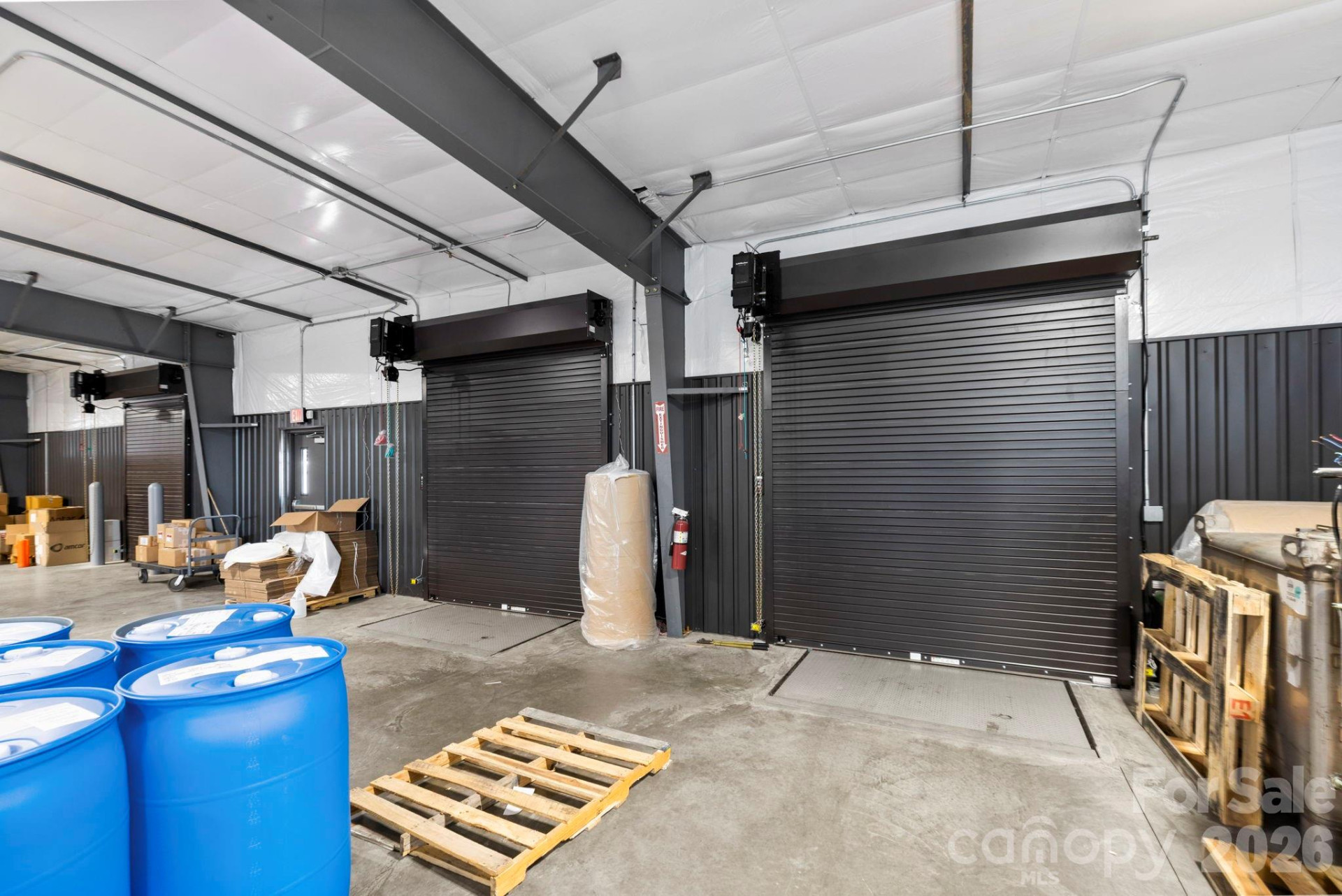 110 Commercial Boulevard - Photo 30