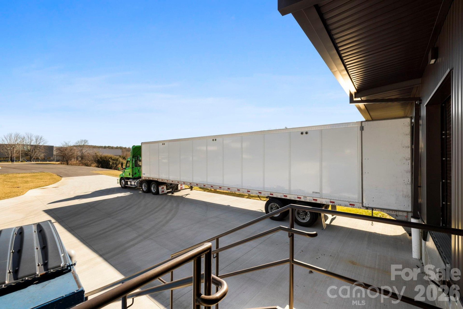 110 Commercial Boulevard - Photo 41