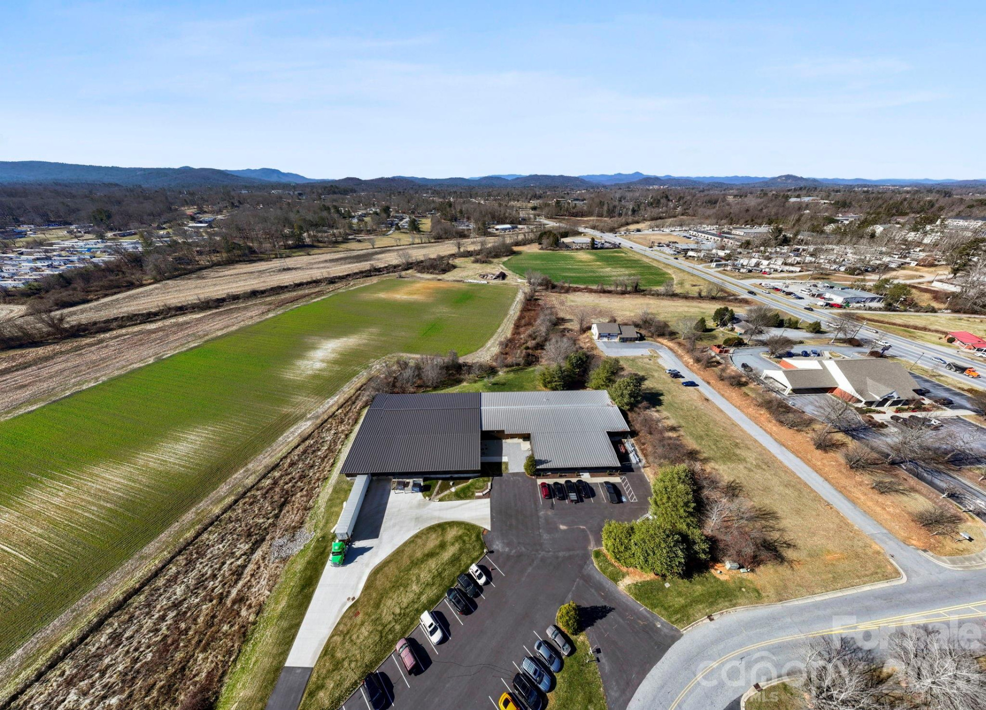 110 Commercial Boulevard - Photo 6