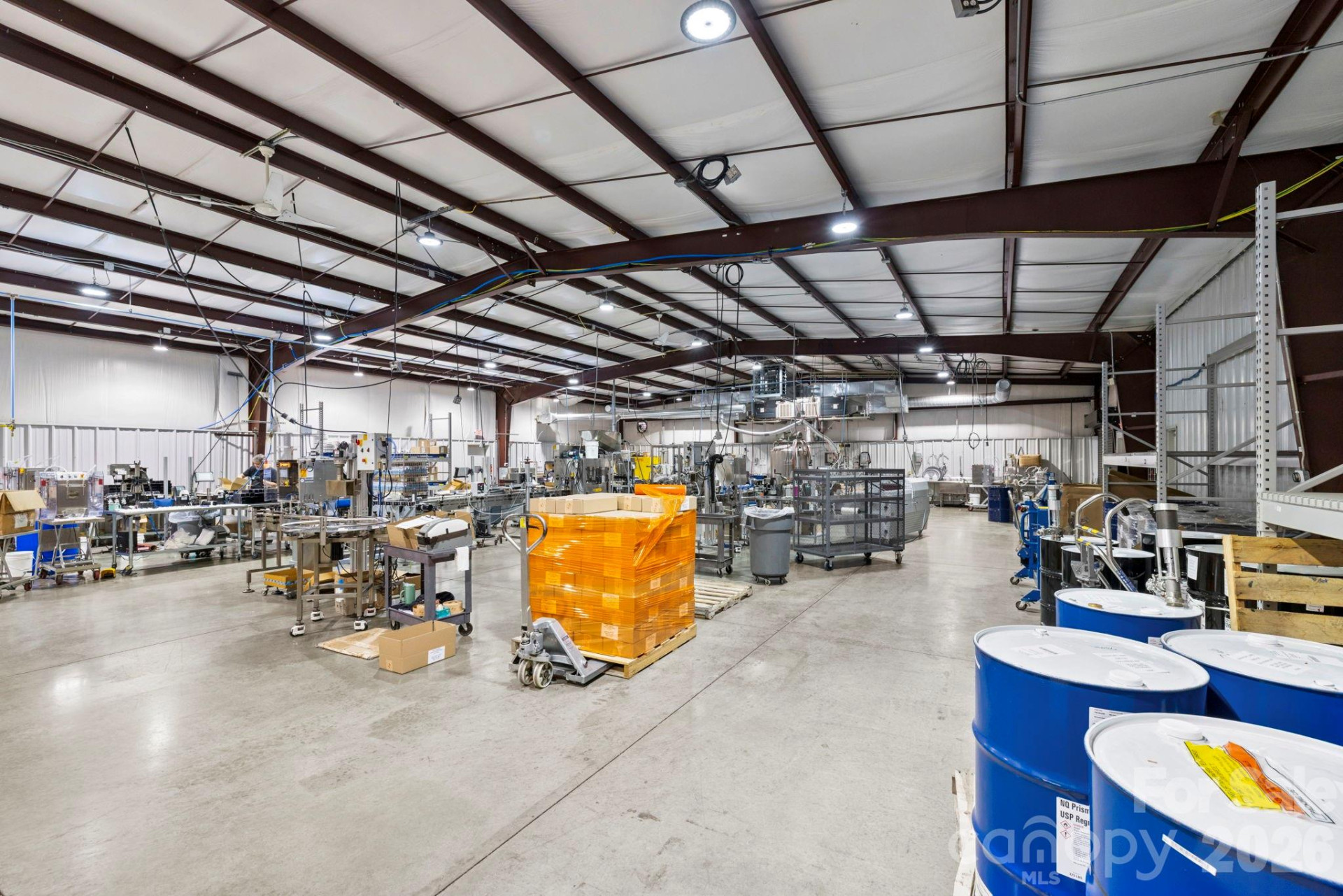 110 Commercial Boulevard - Photo 8