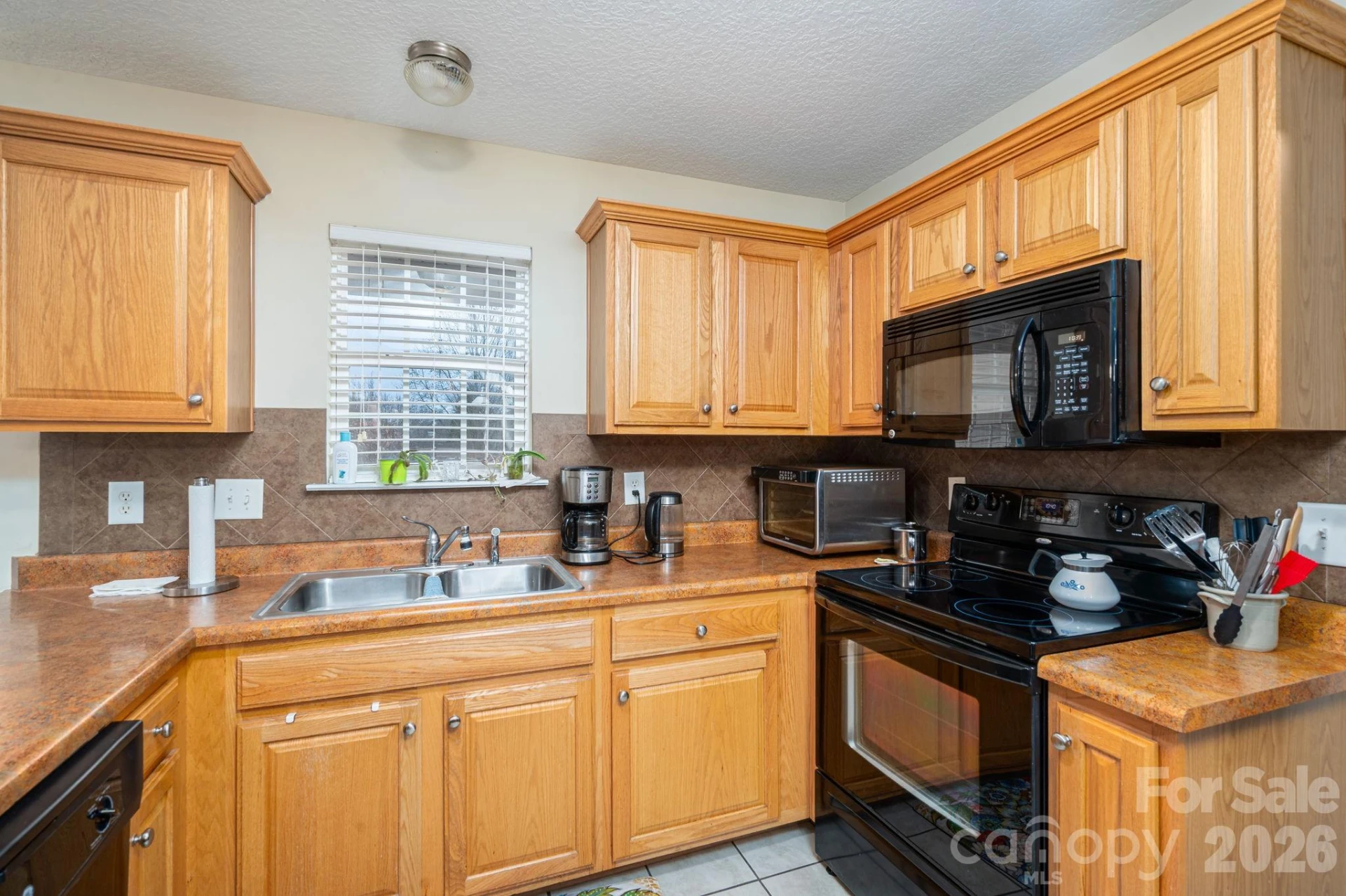 104 Lakewood Drive - Photo 5