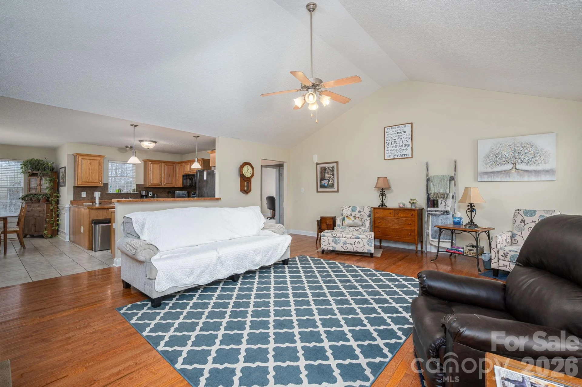 104 Lakewood Drive - Photo 6