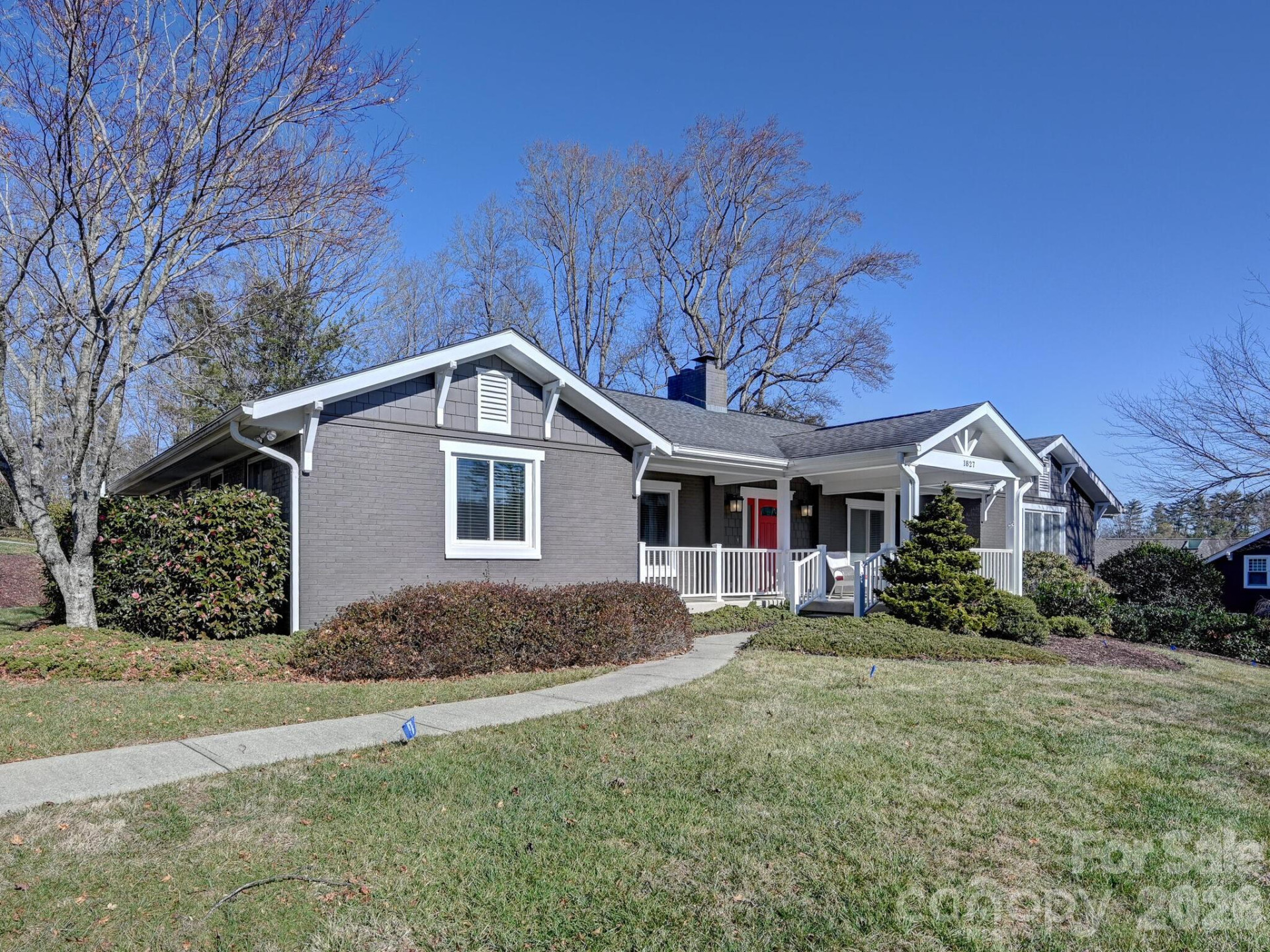 1827 Laurel Park Highway - Photo 2