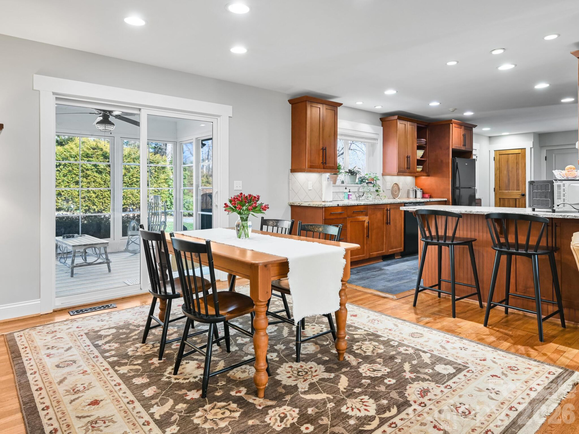1827 Laurel Park Highway - Photo 11