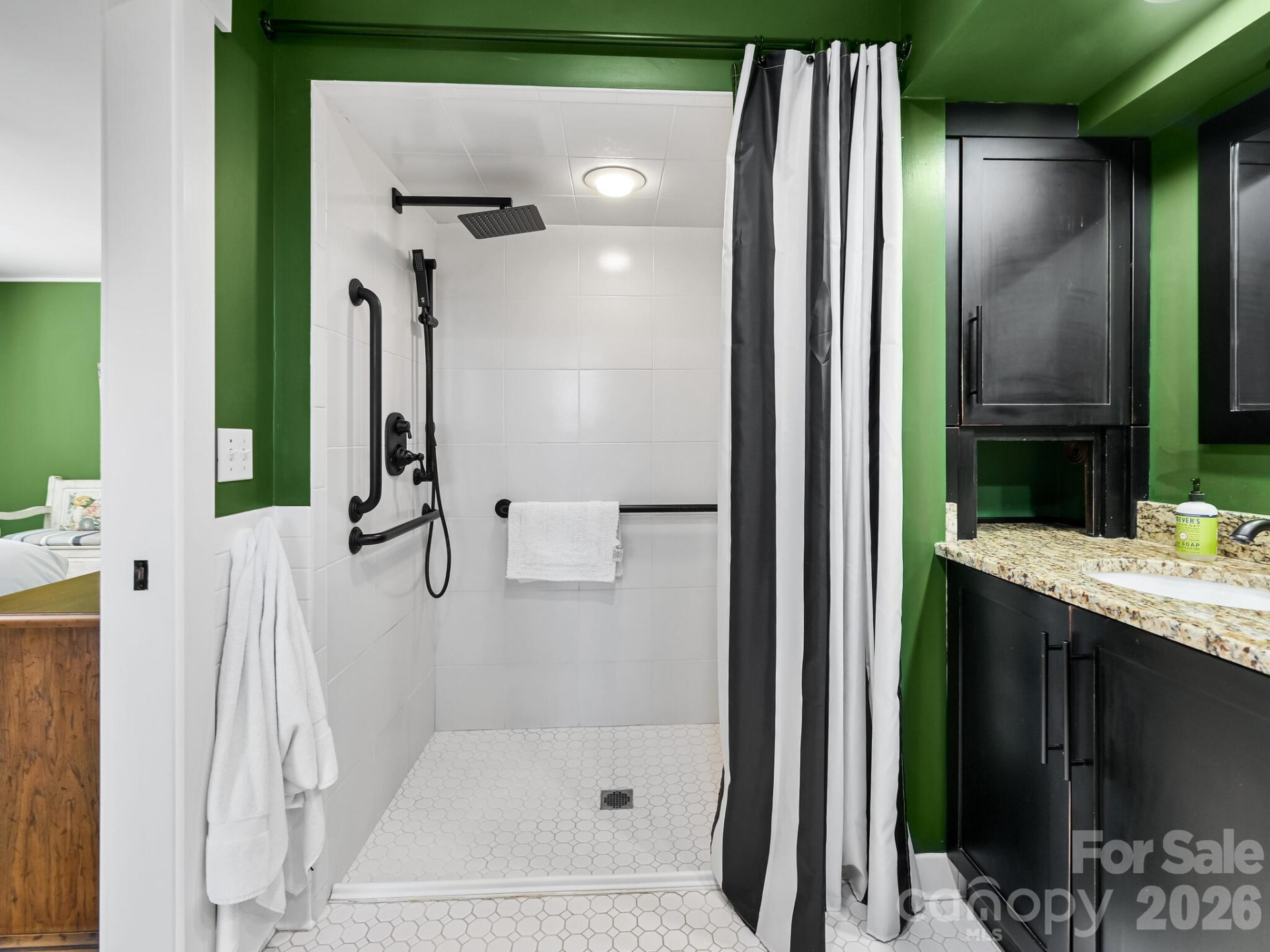 1827 Laurel Park Highway - Photo 26
