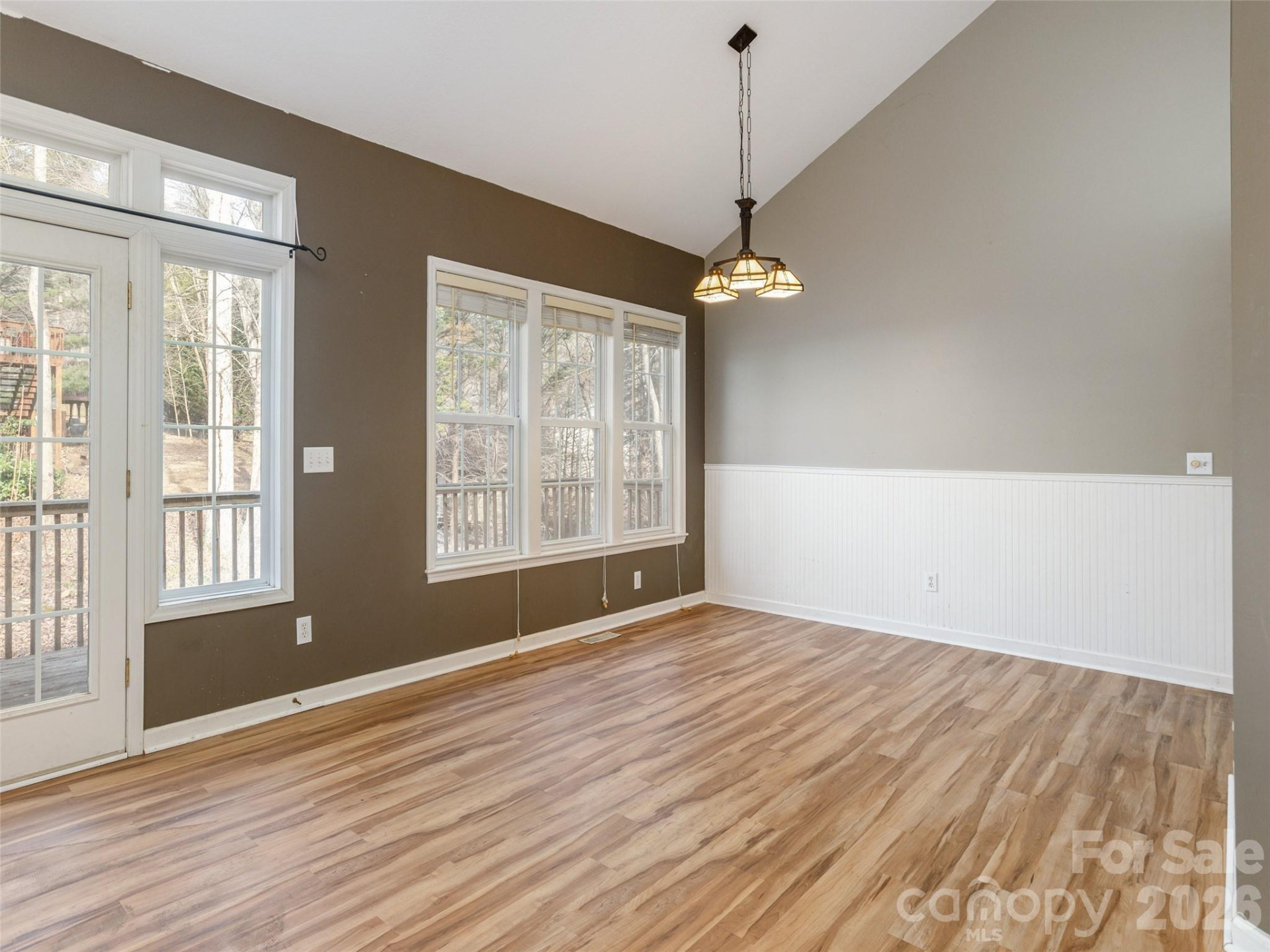 45 Poplar Creek Drive - Photo 9