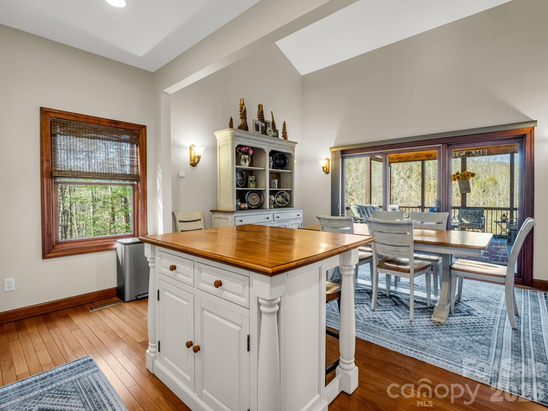 358 Whitney Boulevard - Photo 13