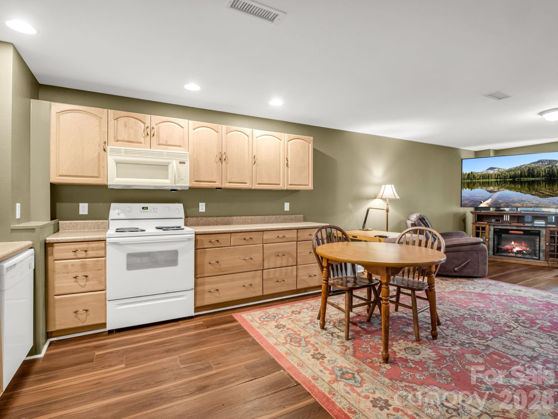 358 Whitney Boulevard - Photo 36