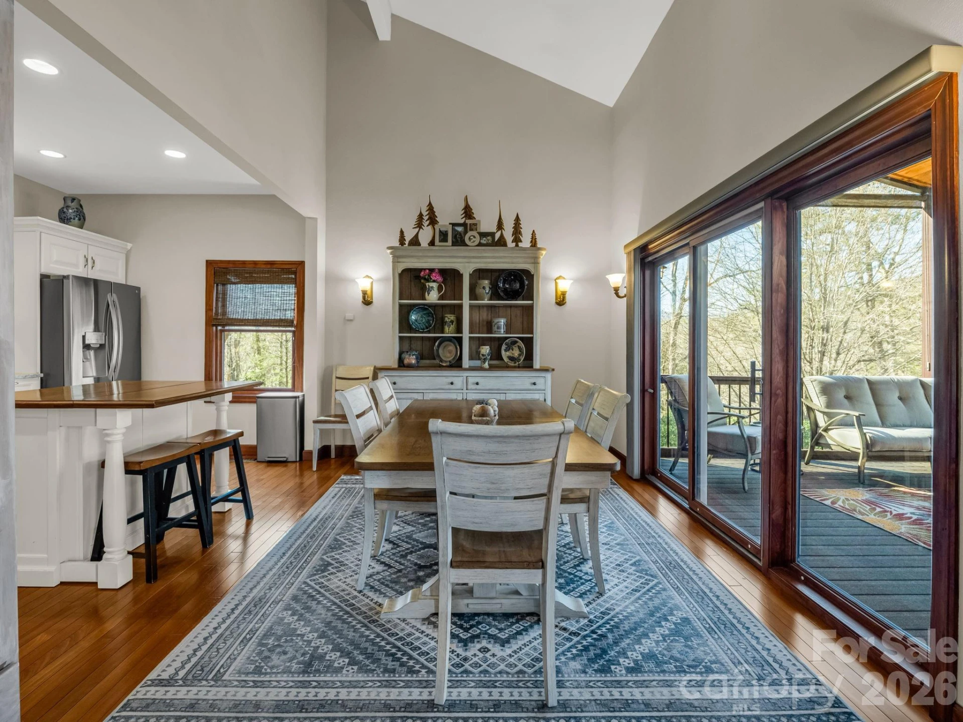 358 Whitney Boulevard - Photo 8