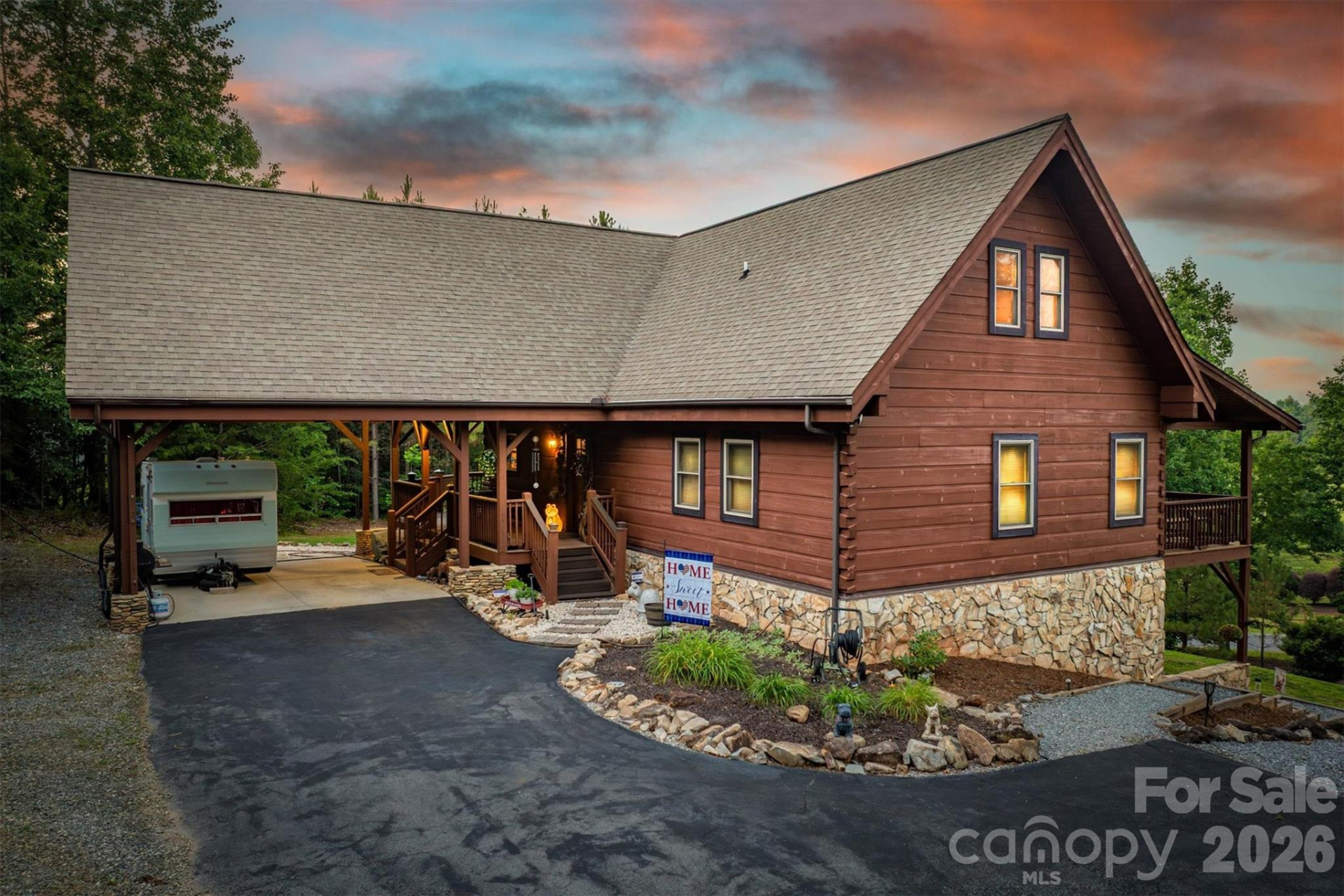 16 Saratoga Drive - Photo 3