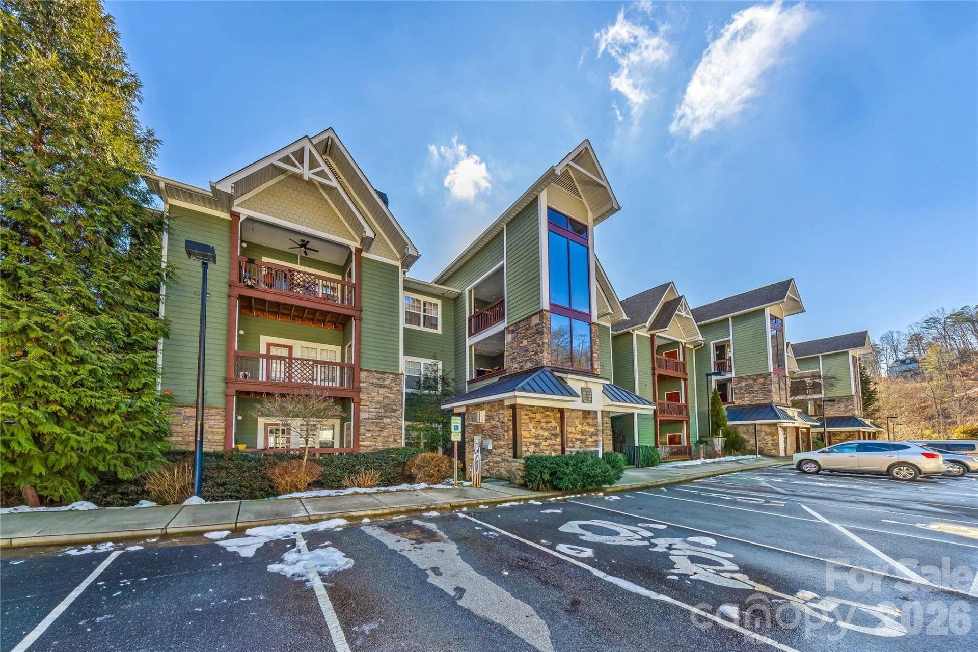 1000 Olde Eastwood Village Boulevard #2A