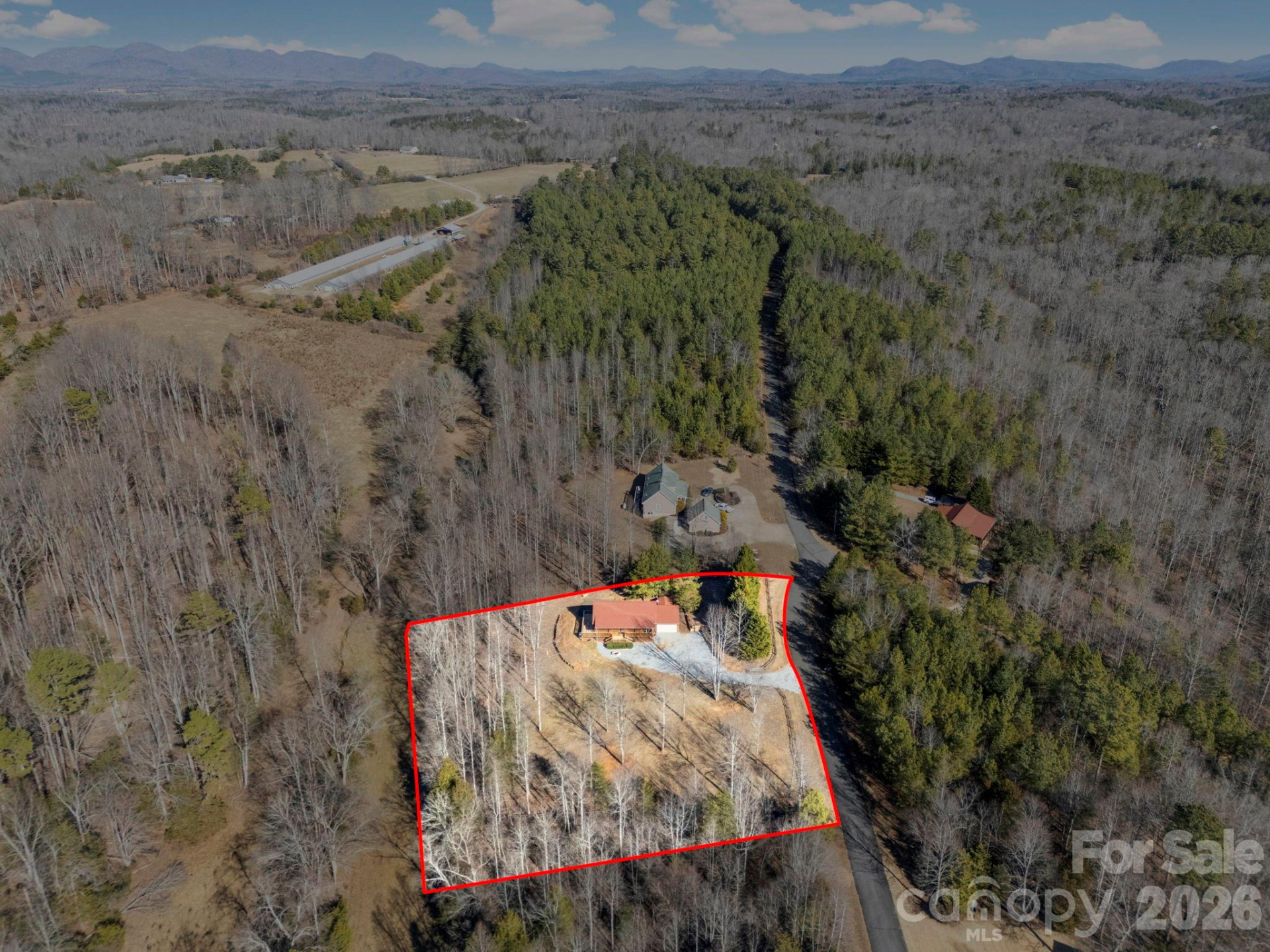 114 Woodstock Lane - Photo 3