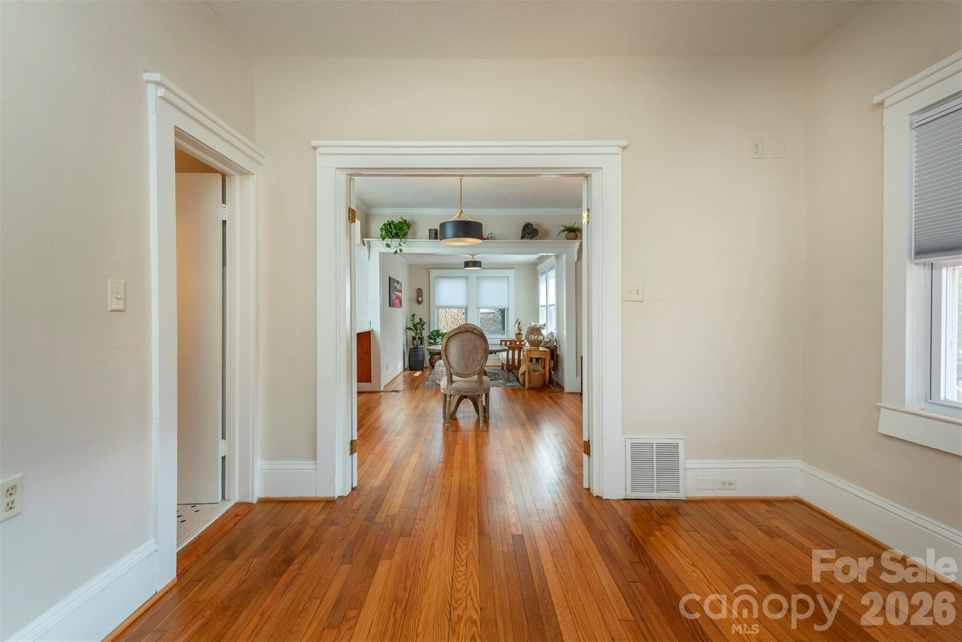 829 Montreat Road - Photo 11