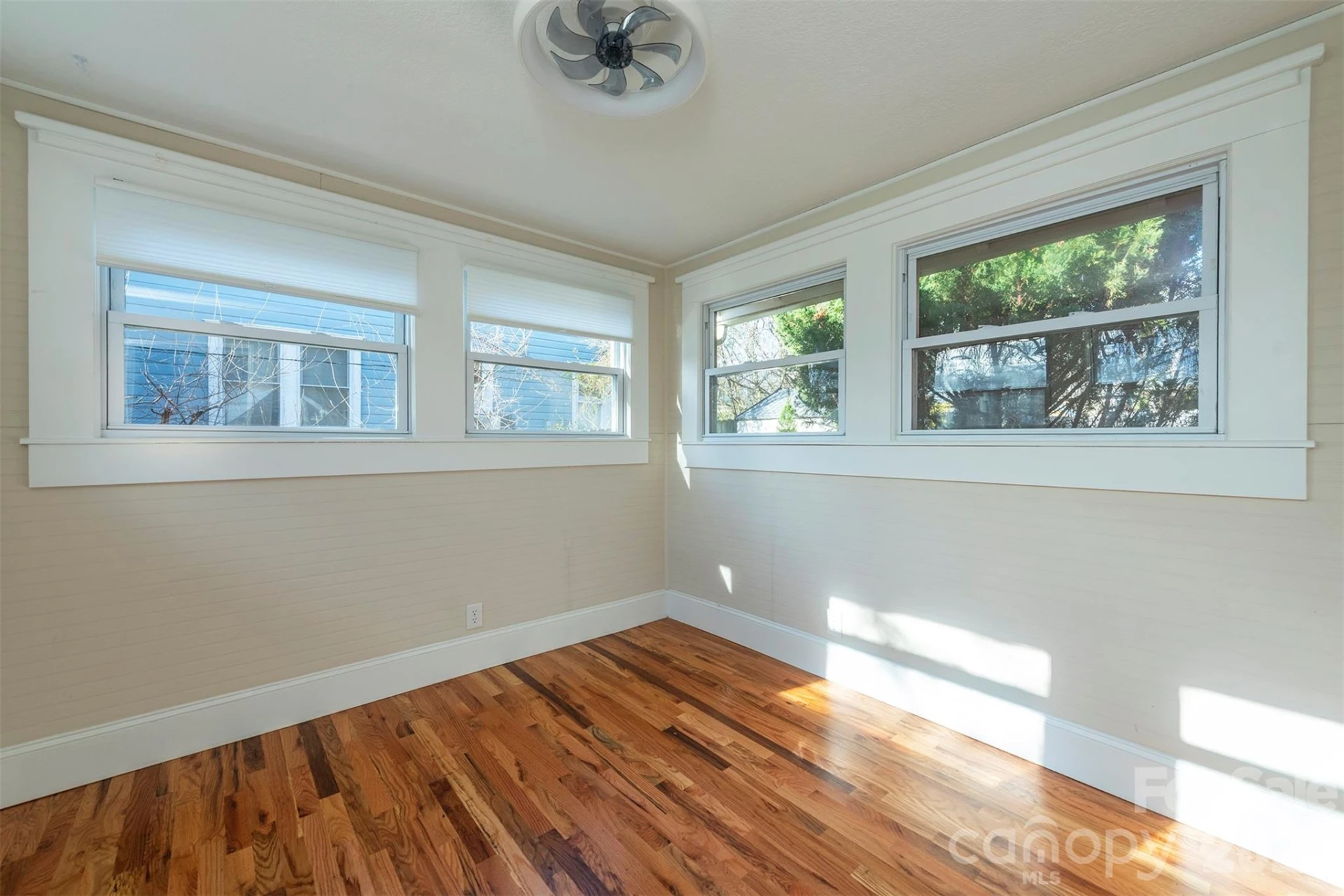 829 Montreat Road - Photo 14