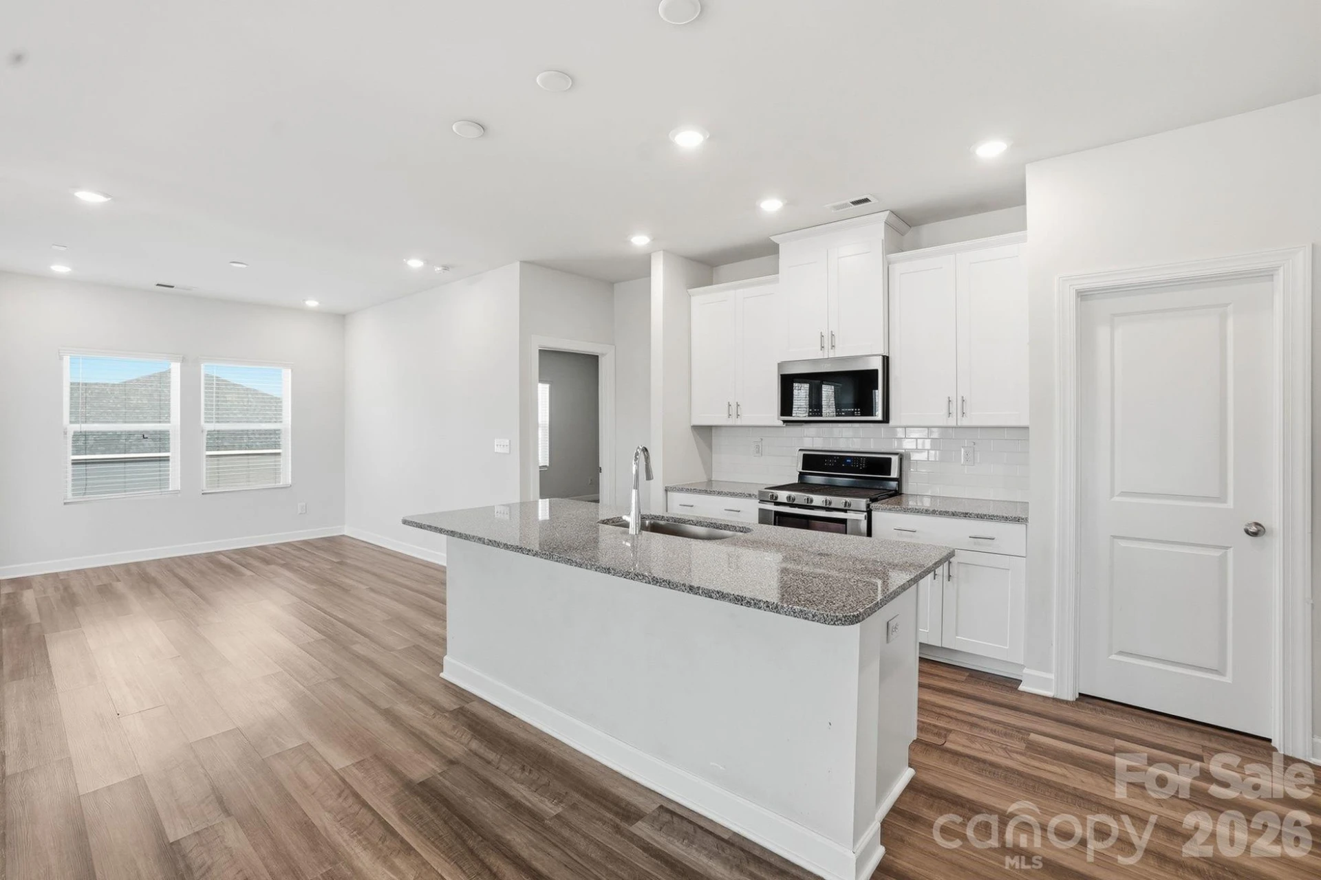 4526 Bright Road - Photo 4