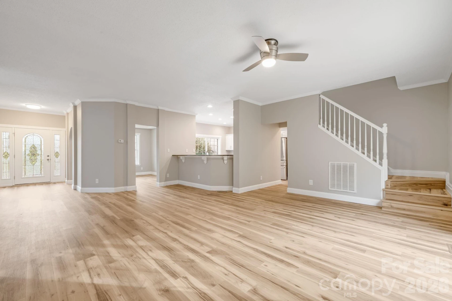 402 Sweetbriar Road - Photo 6