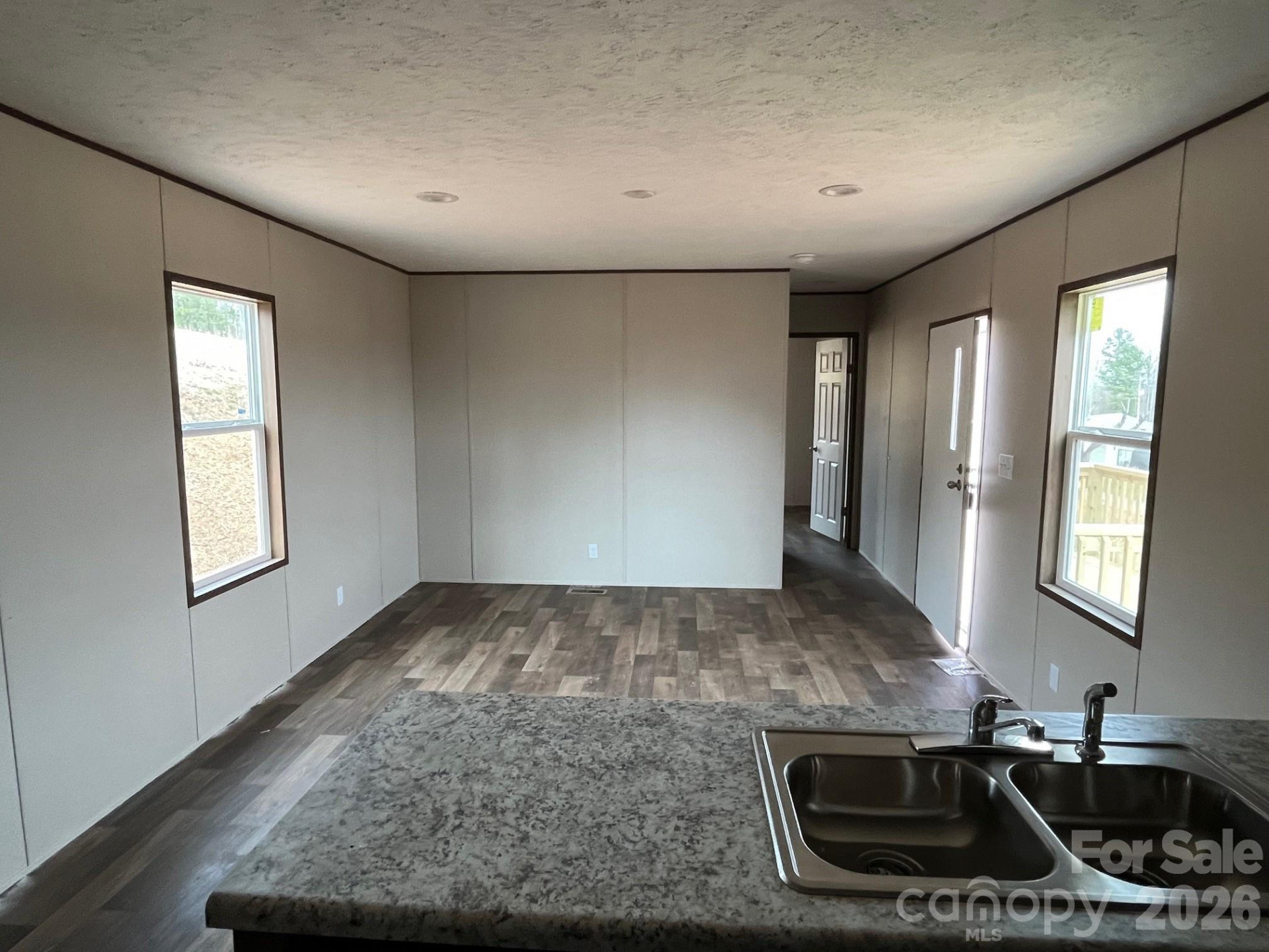 30 Southern Way - Photo 7