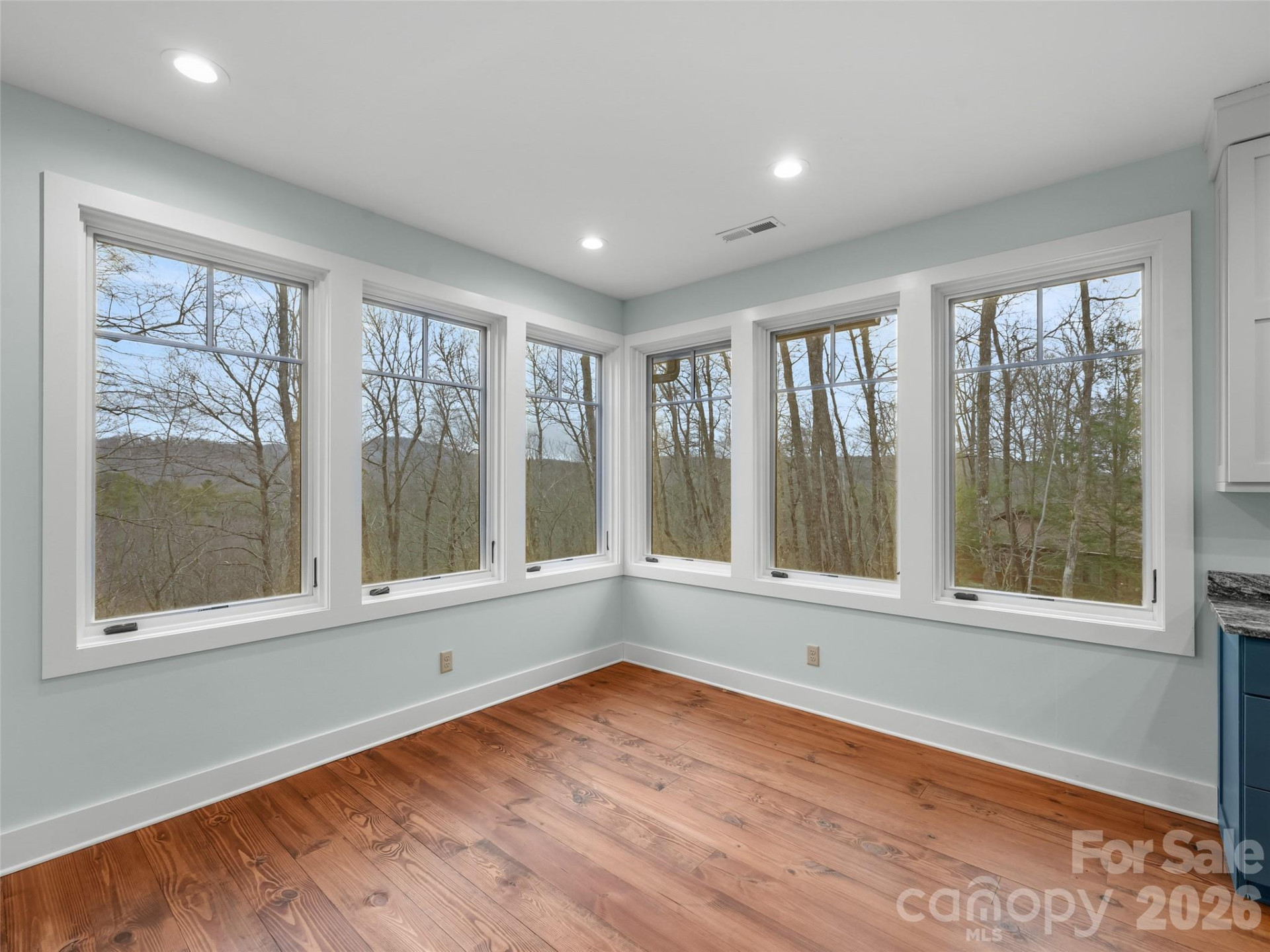 472 Cardinal Road - Photo 11